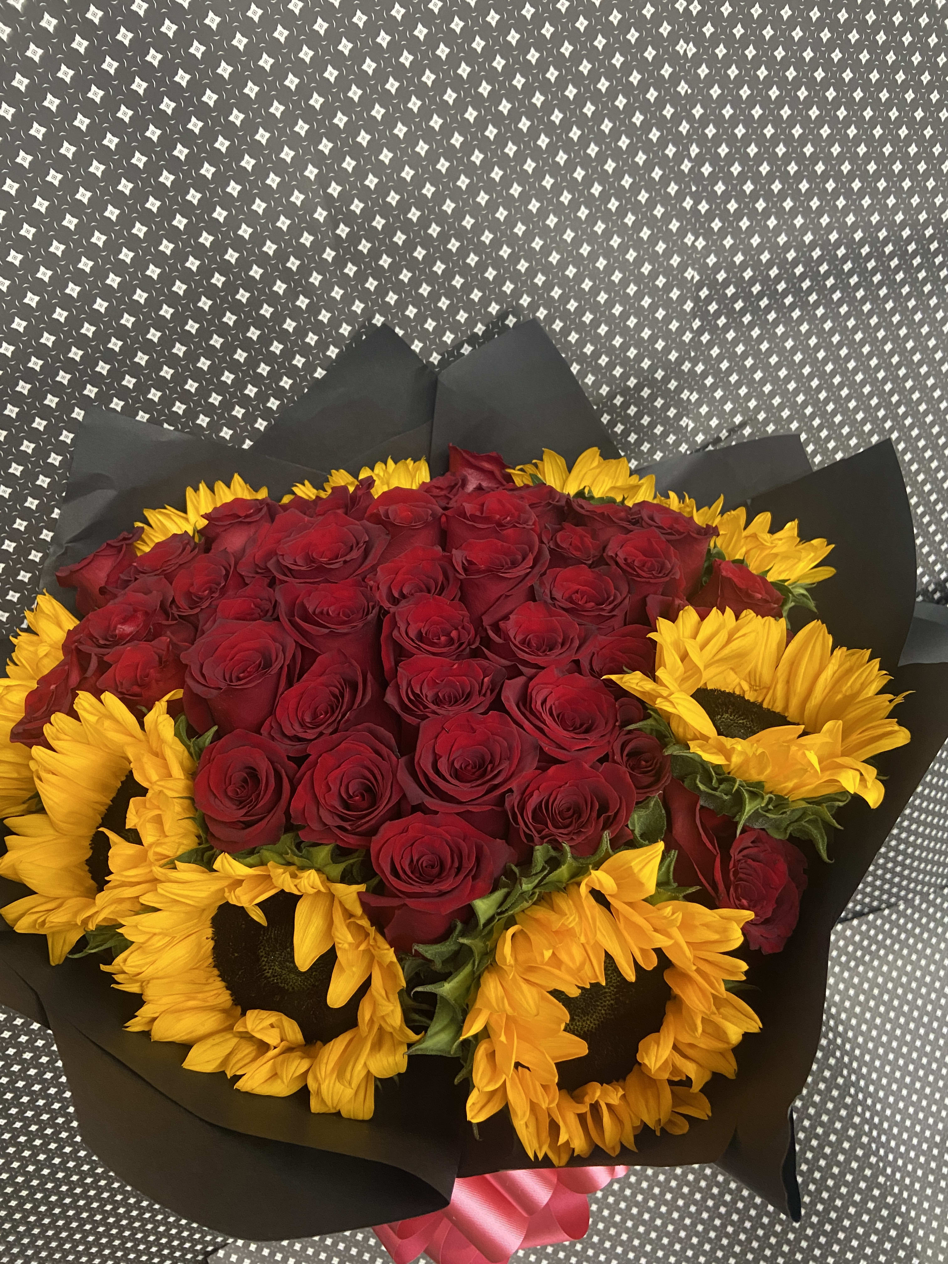 Puré Amor  - Red Roses bouquet 