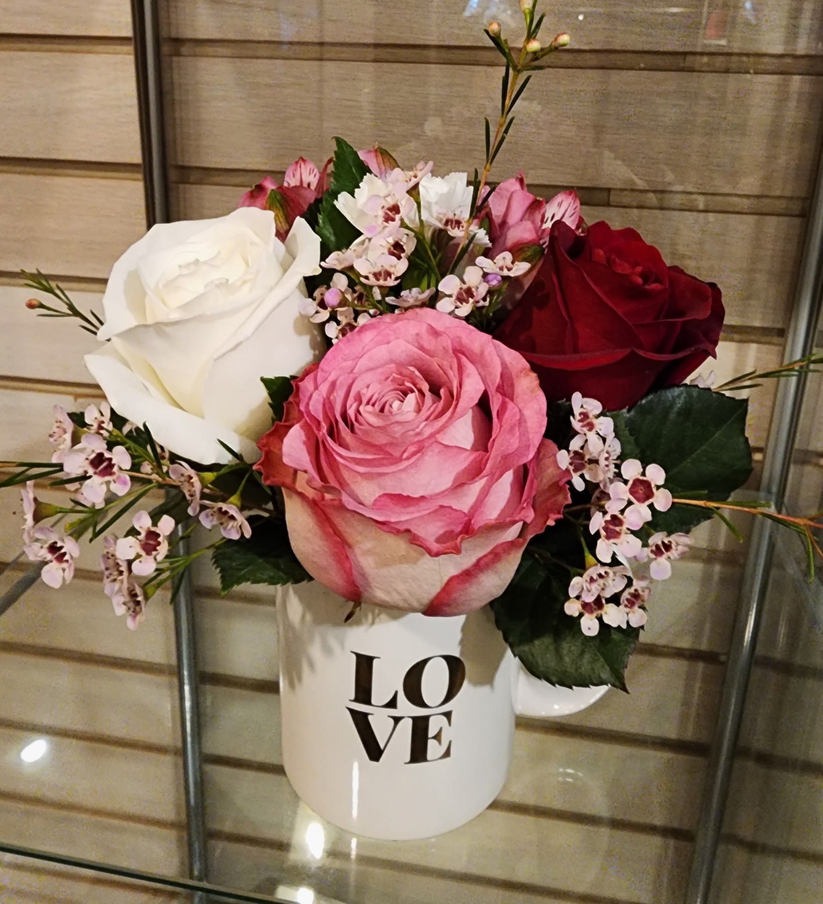 FROM HEART - Mix flowers in a LOVE mug