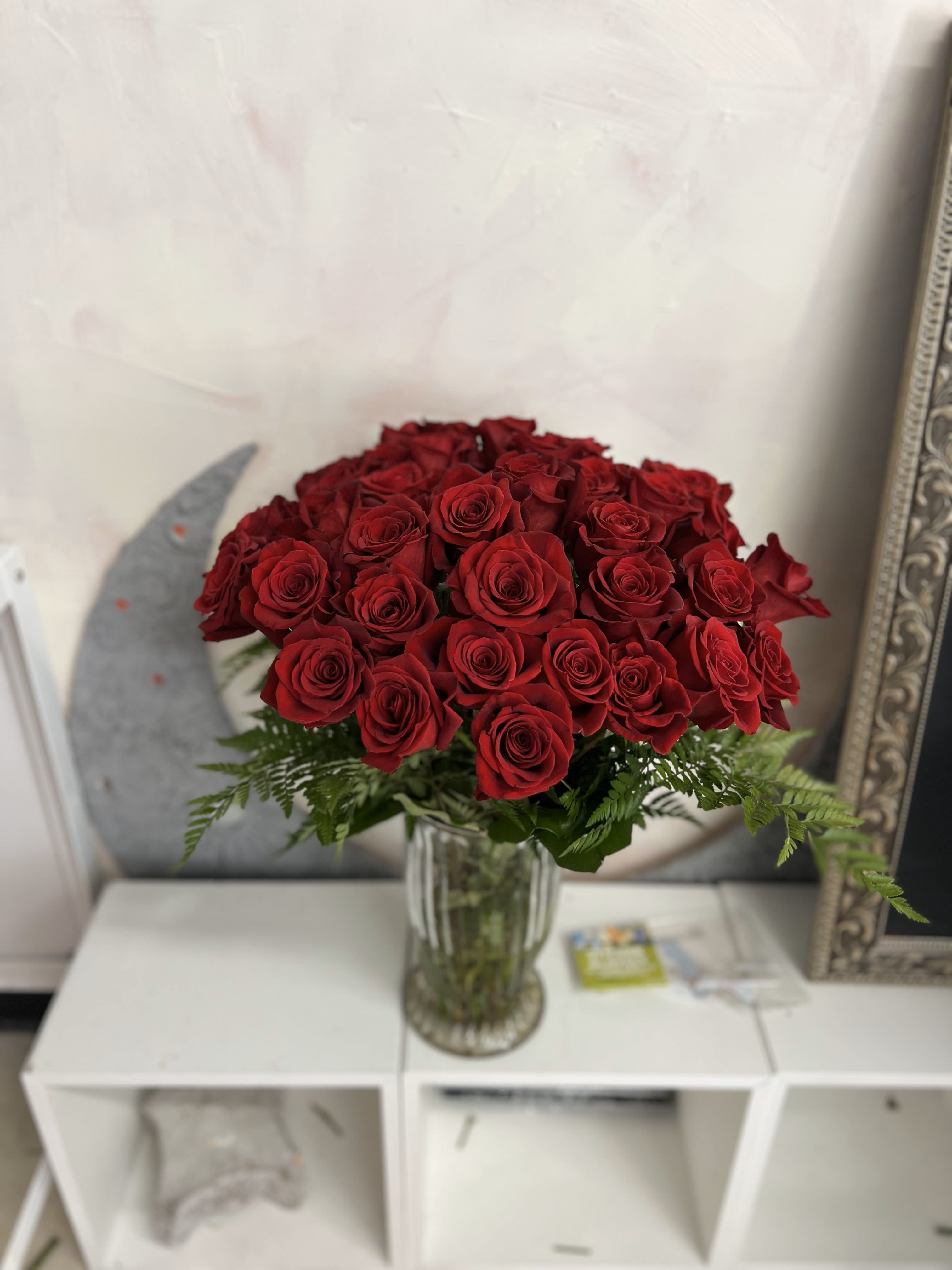 BIG LOVERS By Ray - A Huge Red roses Bouquet showing all your LOVE !!!