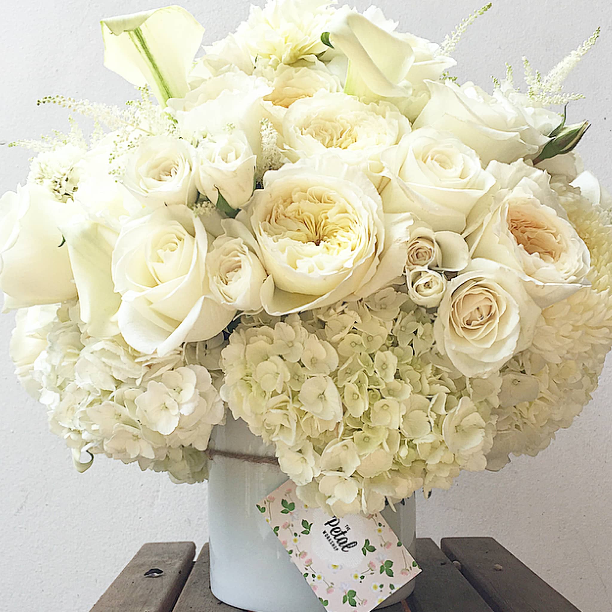The All Right, All White Arrangement. in Los Angeles, CA | The Petal Workshop