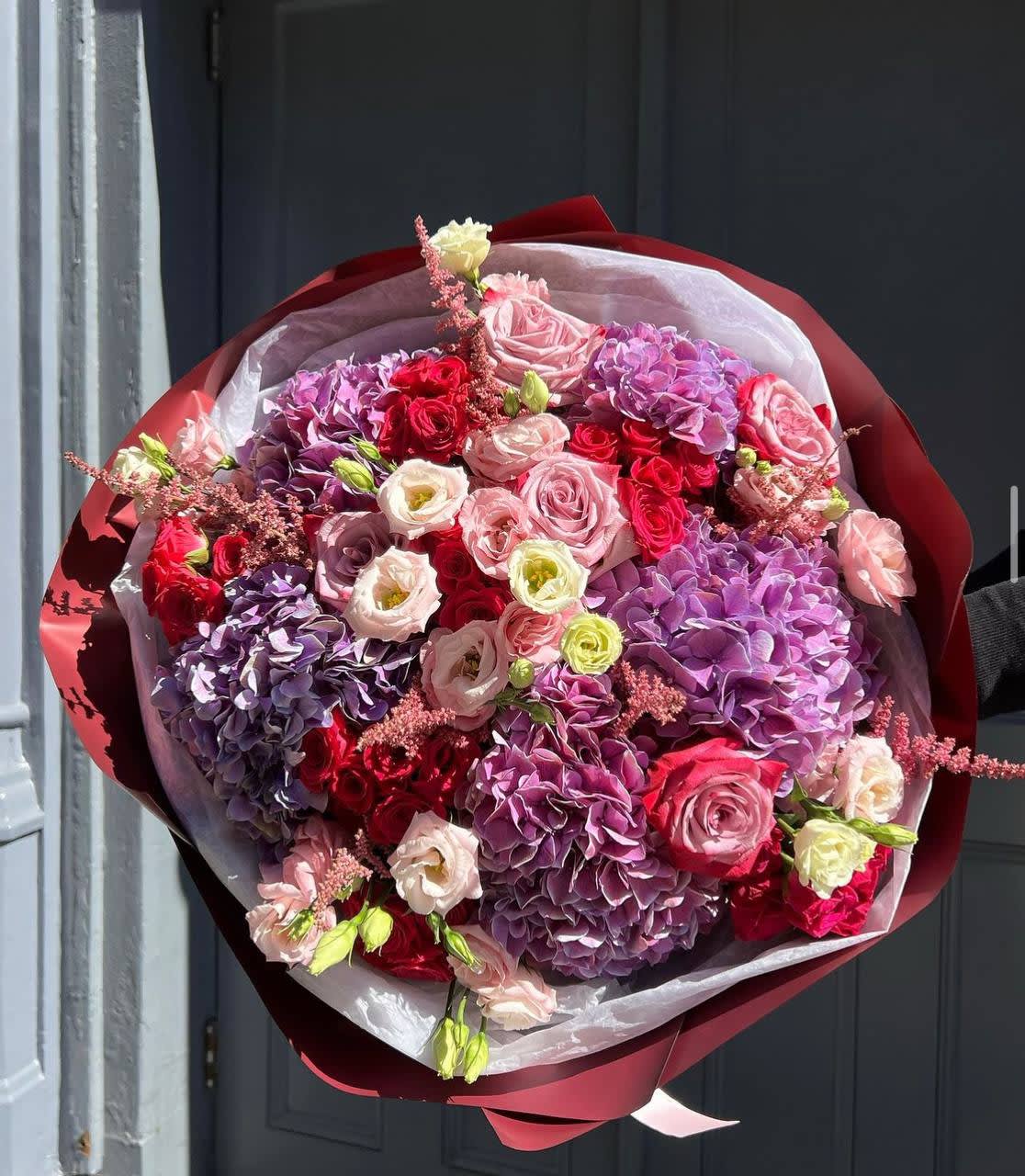 #74 Pure Lovee - Premium mix flowers