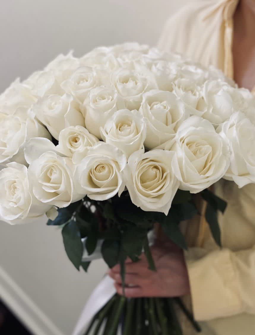 #75 Pure White  - 50 stems of White roses