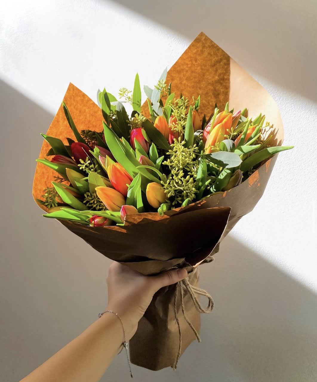 #77 Rainbow bouquet  - 30 mixed tulips