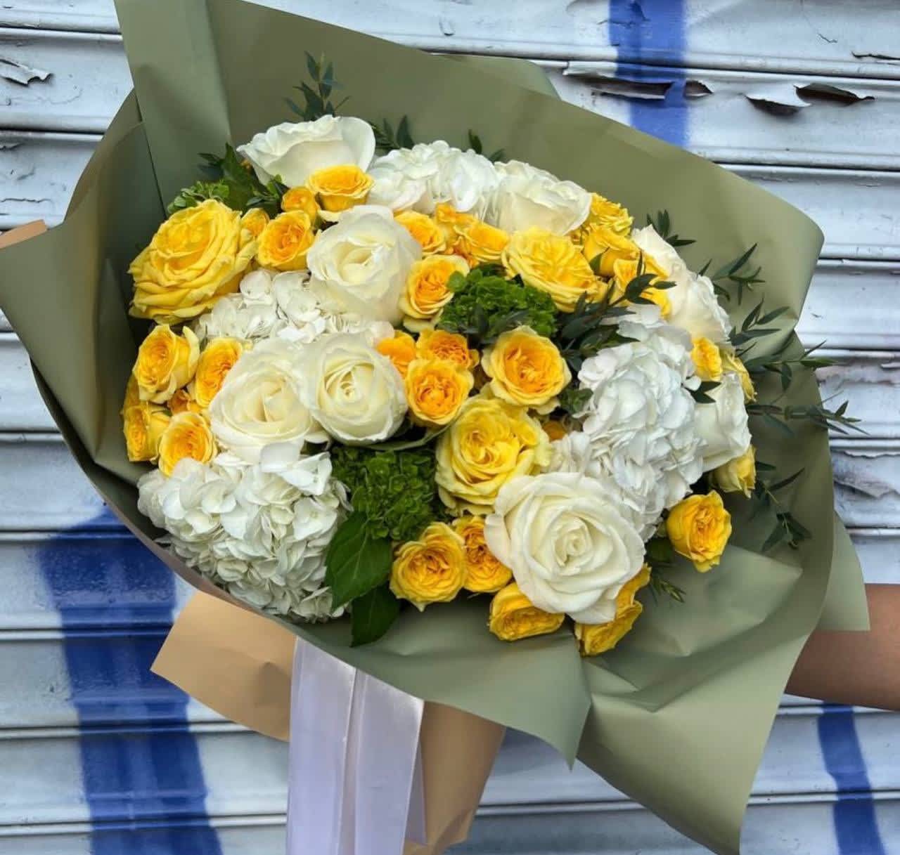 #98 tenderness  - hydrangeas mixed with spray roses