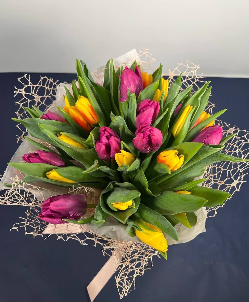 #52 Mixed Tulips - Tulips