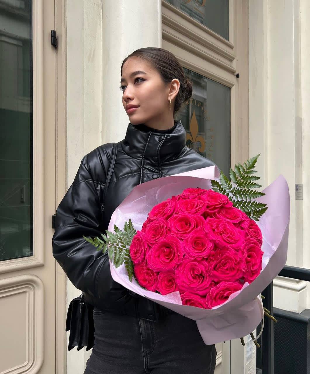 #10 Blush Bloom - A bouquet of bright pink roses is a lively and energetic accent that will fill any day with joy and vivid emotions. Perfect for holidays and special moments.