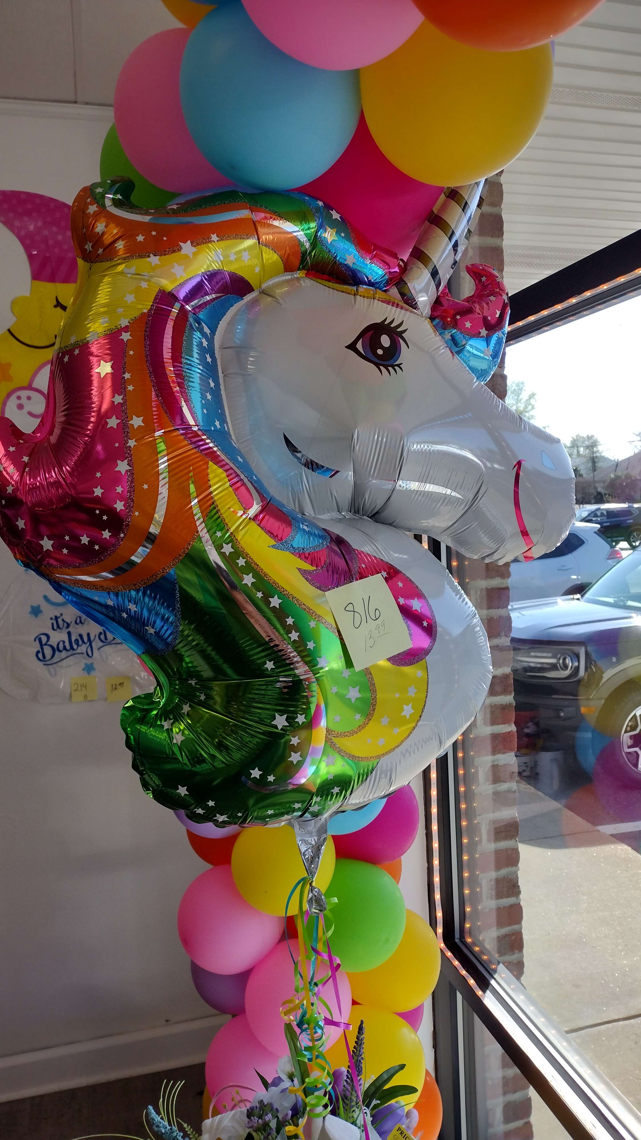 Unicorn Mylar (816) Unicorn Mylar (816) - 36 inch unicorn head mylar.