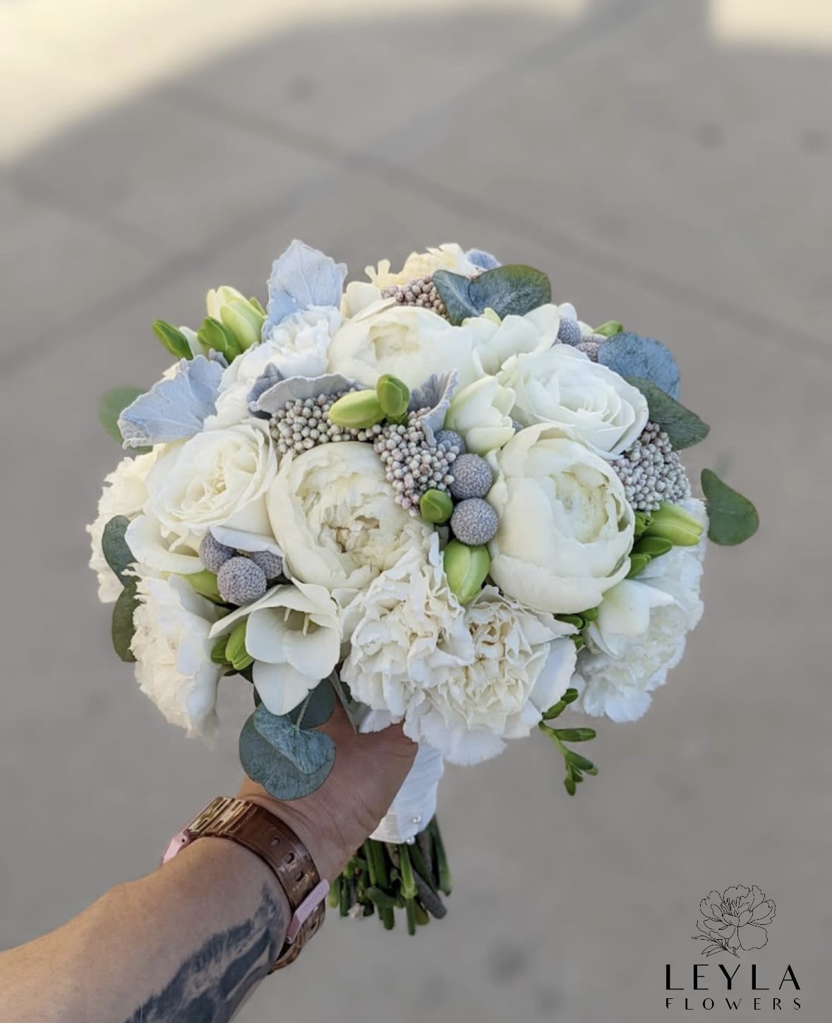#210 #210 - Amazing bridal bouquet