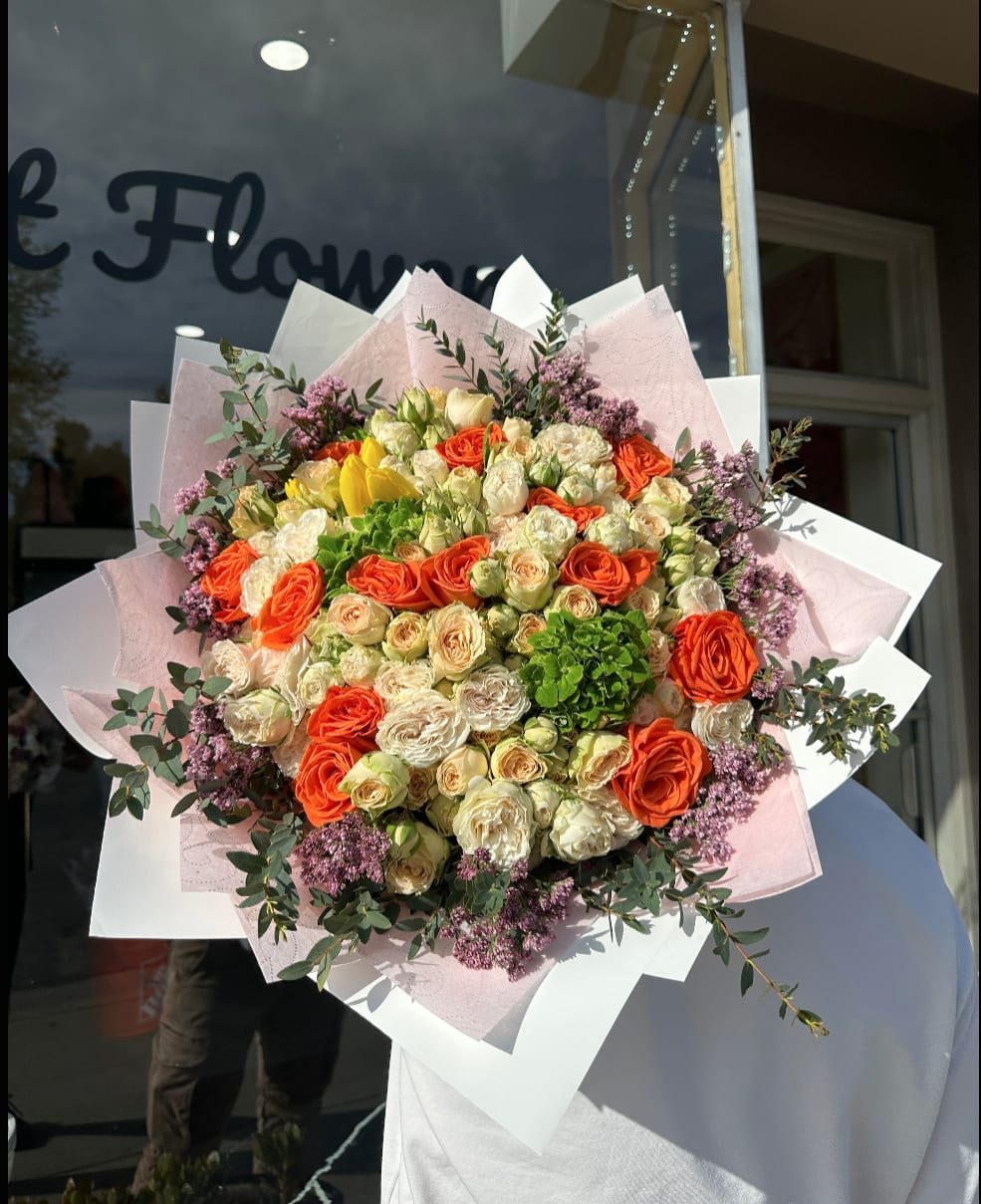 Autumn Radiance Autumn Radiance - Brighten any space with our Elegant Flower Bouquet! Bursting with vibrant blooms, this stunning arrangement features seasonal favorites paired with lush greenery for a breathtaking display. Perfect for any occasion, it makes an ideal gift or a special treat for yourself. Elevate your decor with this captivating bouquet that brings joy and sophistication to your home or office. Order yours today and let the beauty of flowers inspire you!
