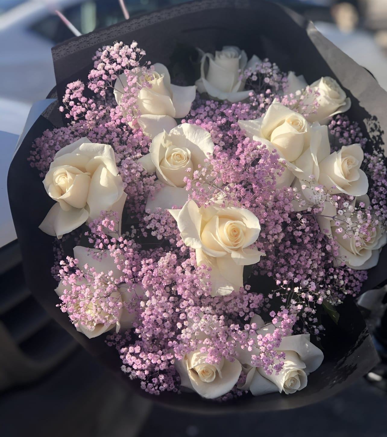 Lovely bouquet Lovely bouquet - DOZEN WHITE LONG STEM ROSES