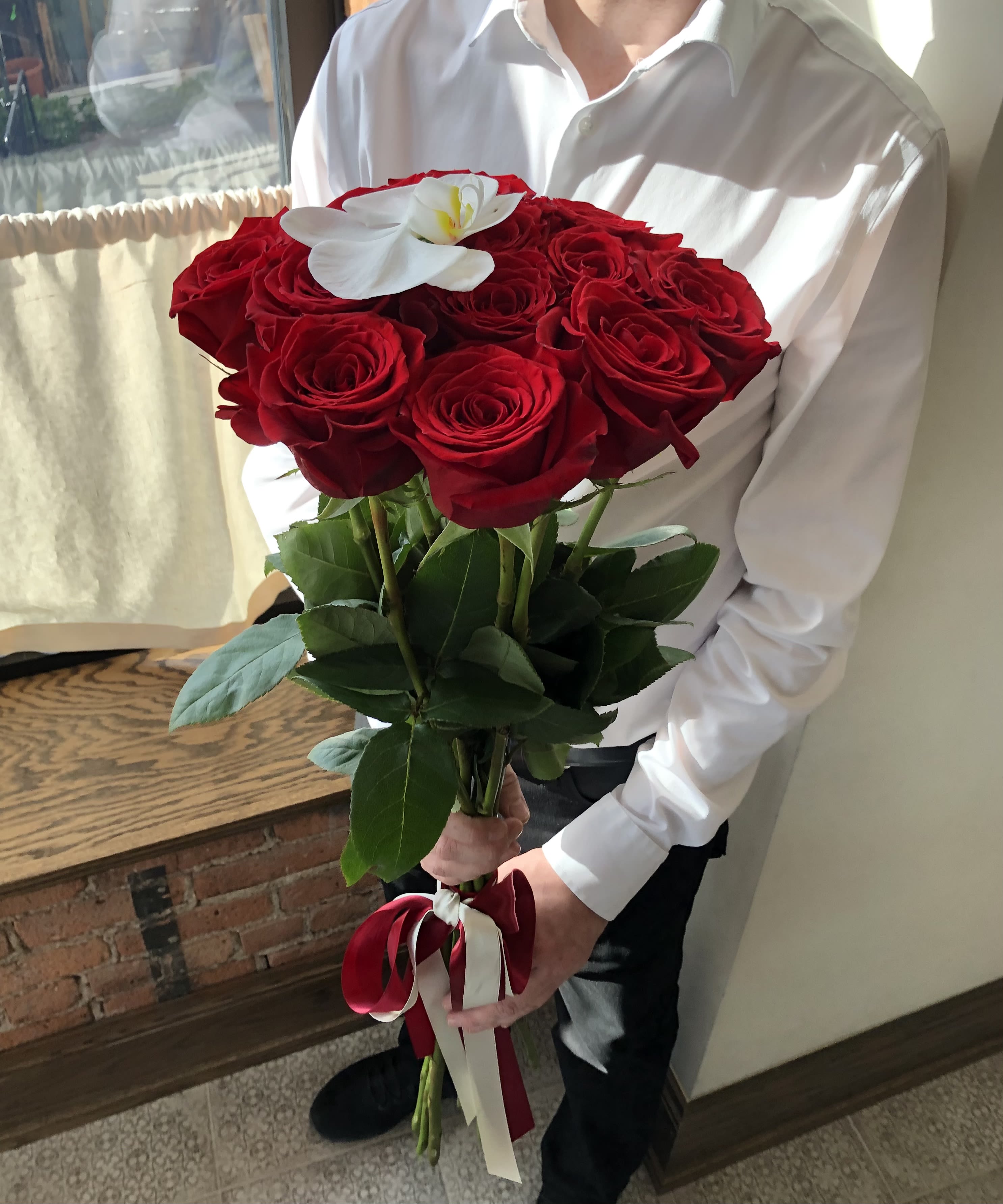 № 89 - Long stem Red Rose   Standard - 12 roses Deluxe - 24 roses  Premium - 50 roses 