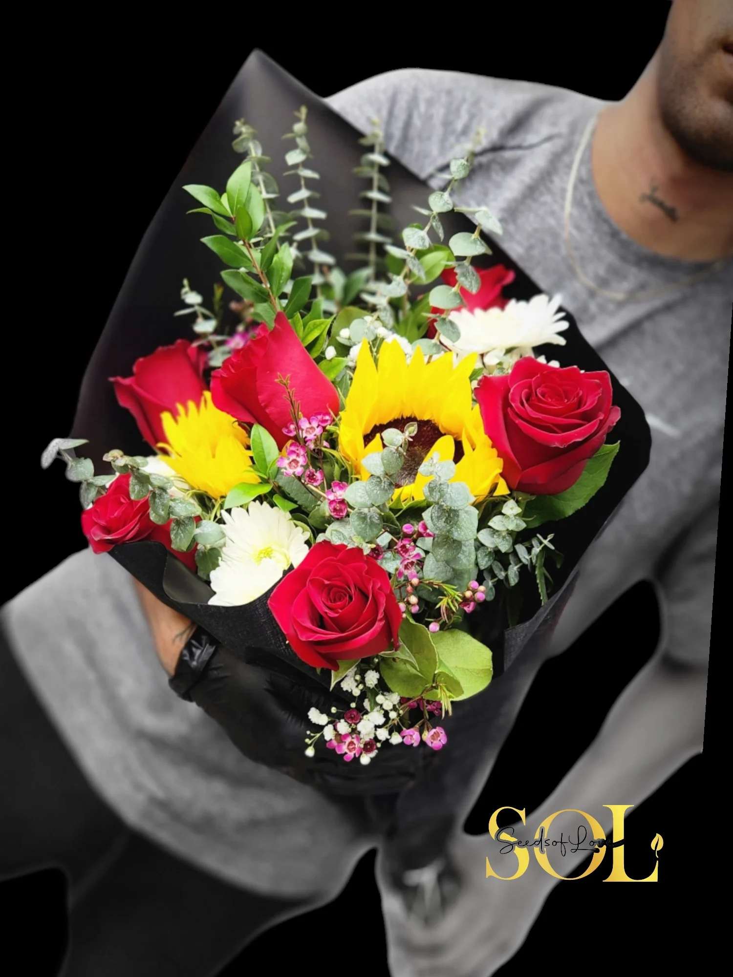 Red Roses Deluxe Mix Bouquet Red Roses Deluxe Mix Bouquet - red roses mixed with sunflower, oriental lilies and other seasonal flowers