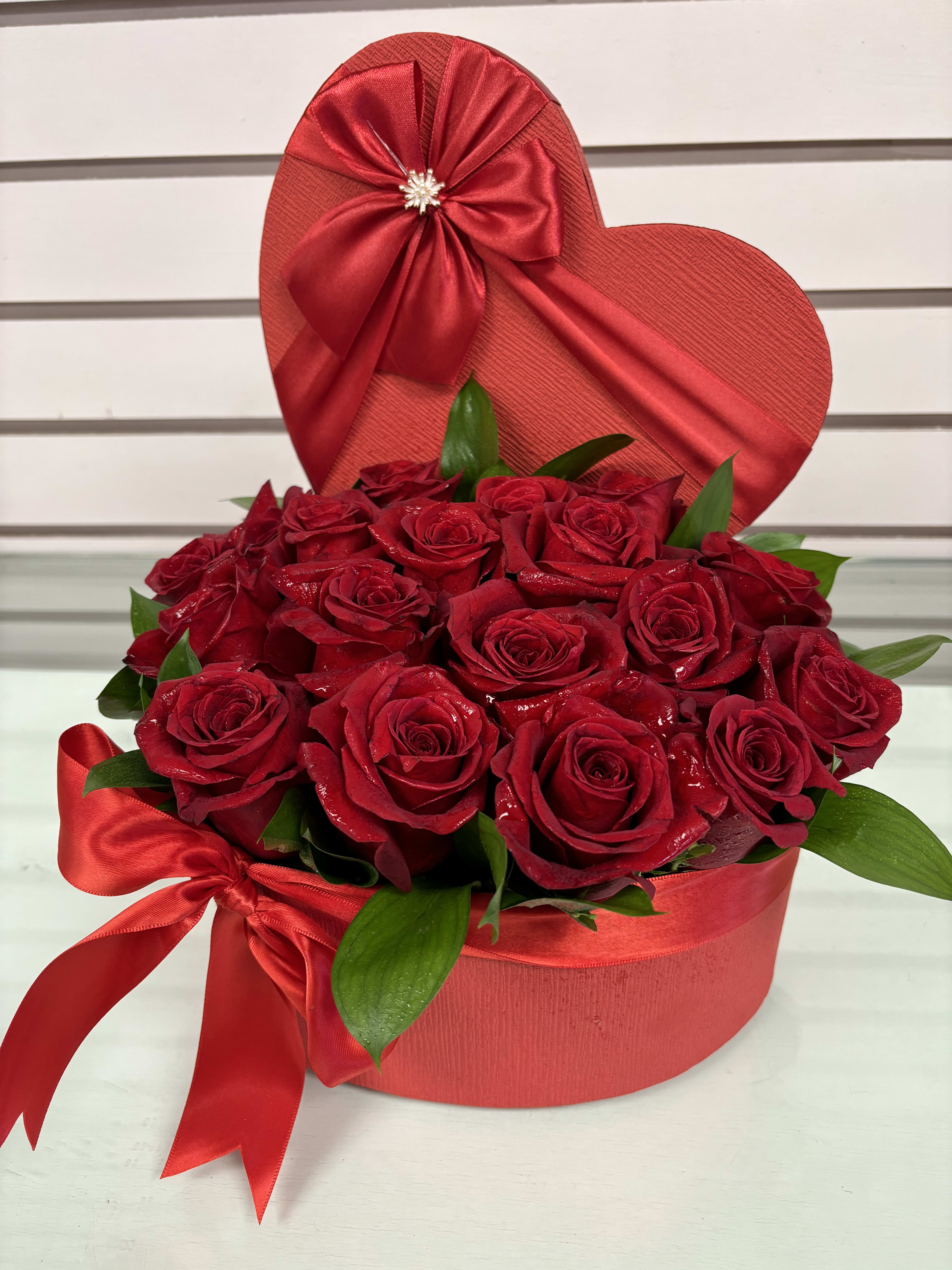18 Rose Heart Box 18 Rose Heart Box - 18 Roses in Heart Shaped Box