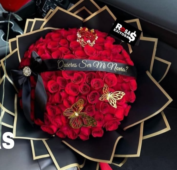 50 RED ROSES BOUQUET 50 RED ROSES BOUQUET - 50 RED ROSES BOUQUET WITH DECORATION