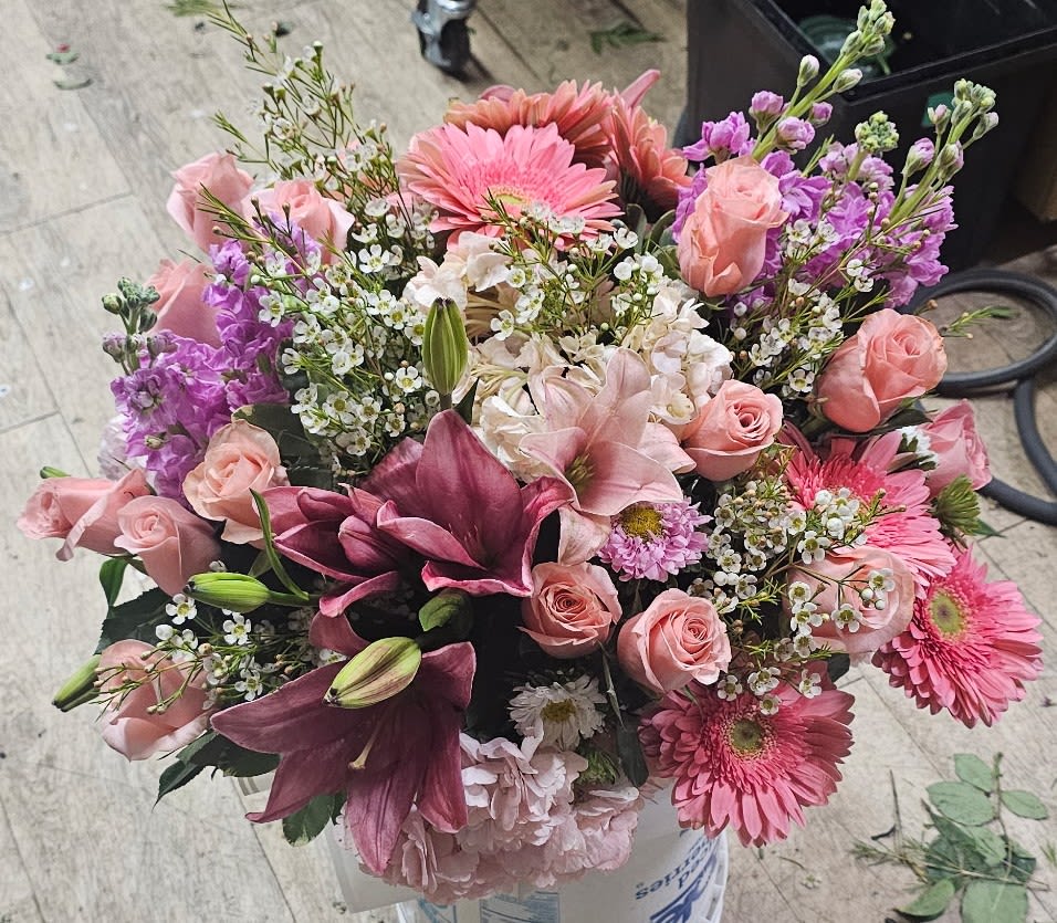 Pretty In pink Pretty In pink - Pink and lavender garden mix of flowers in a white box