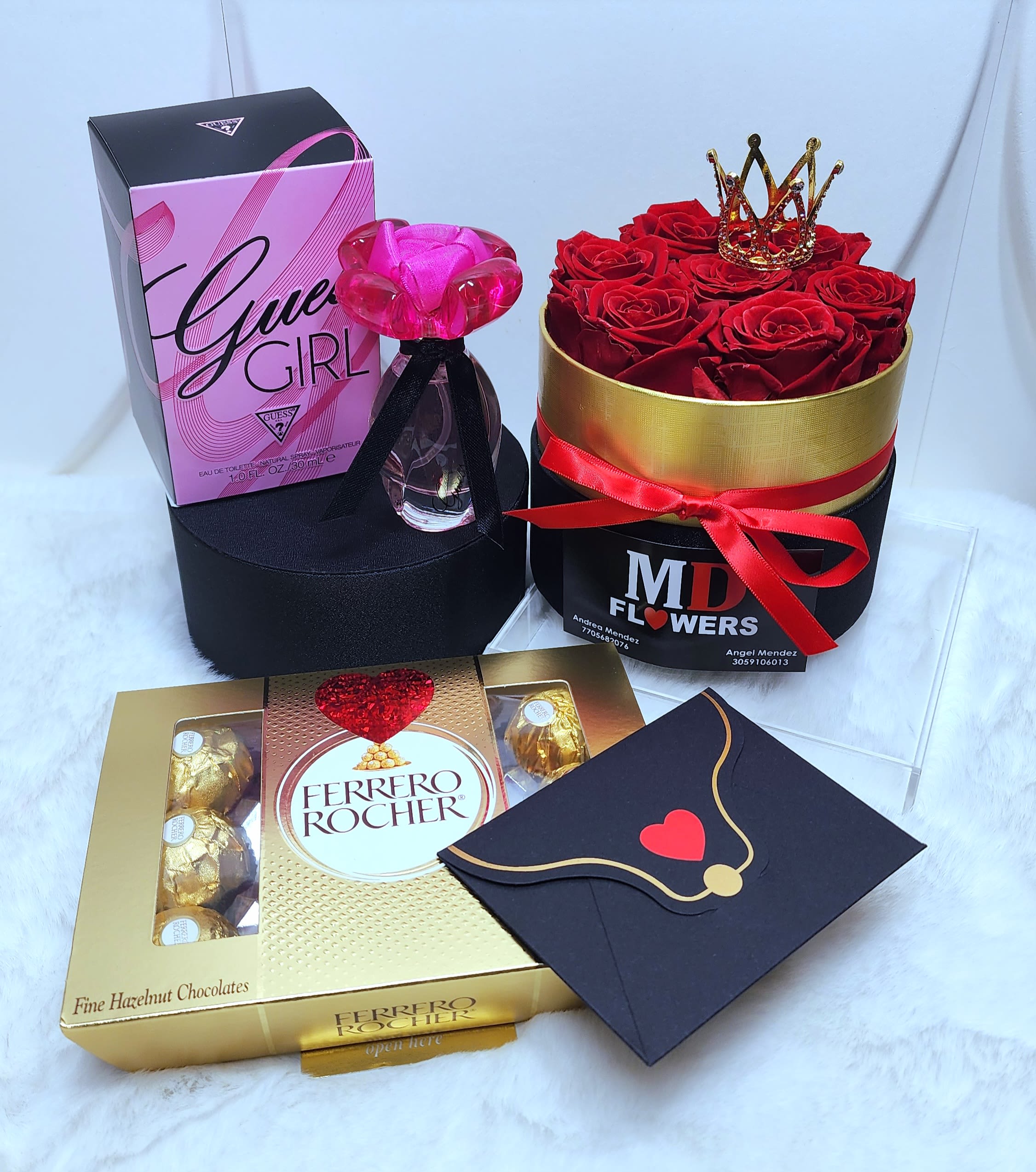 WOMEN SET - RED  PRESERVED BOX GUESS WOMEN PERFUME FERRERO CHOCOLATES