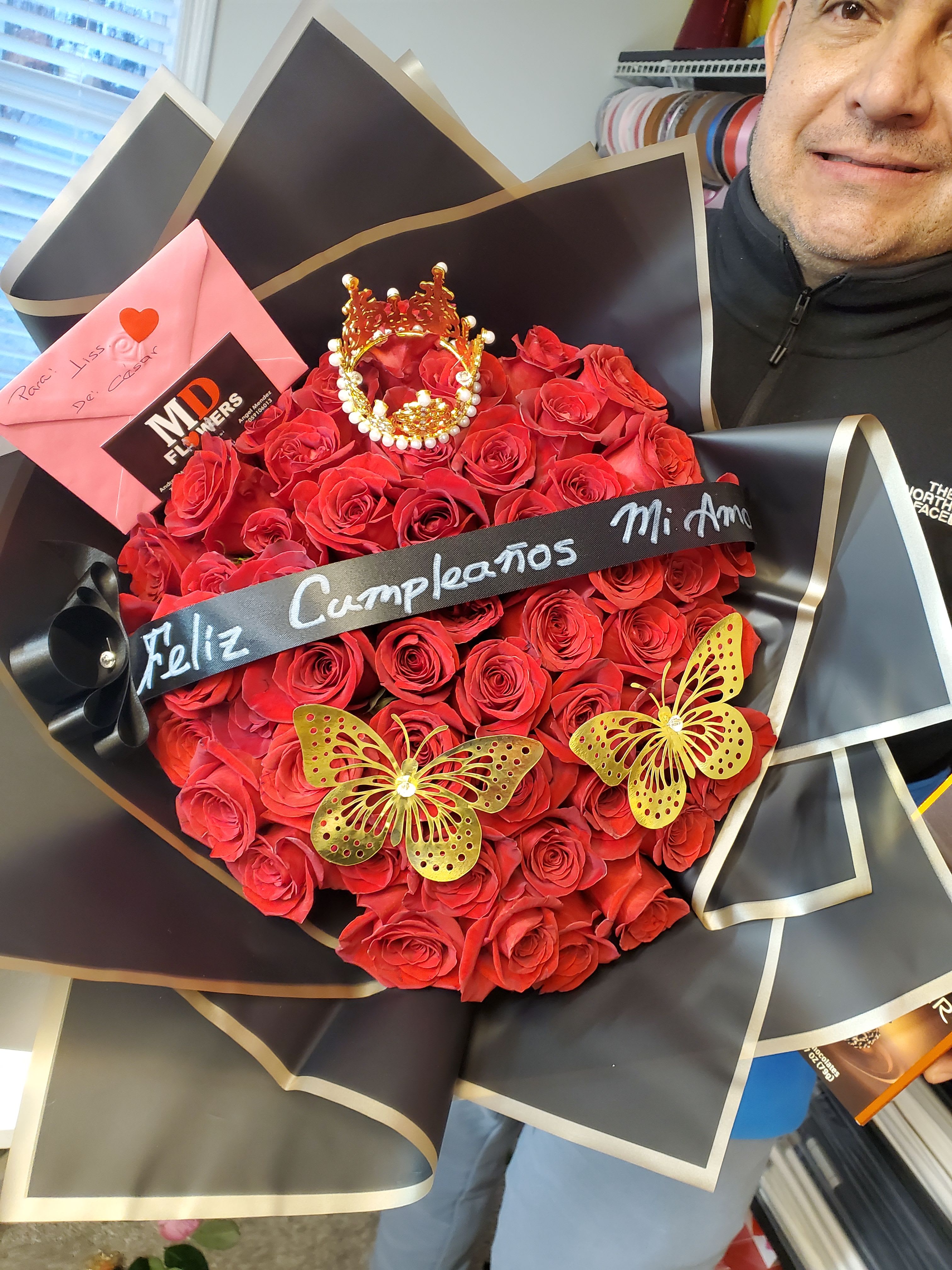 36 RED ROSES BOUQUET - 36 RED ROSES BOUQUET WITH DECORATION