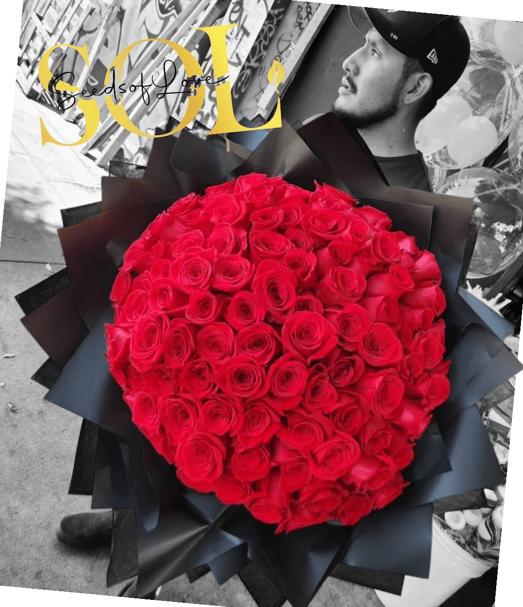 Classic 100 red roses Classic 100 red roses - 100 long steam high quality red roses. Red roses symbolize all those things that make a love story great: Passion, desire, true love, and romance.