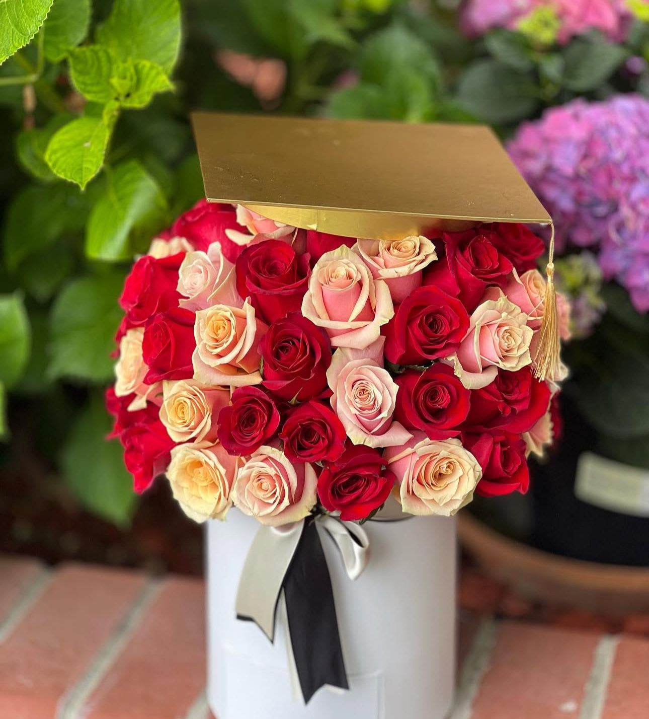 Graduation 02 - Box Roses