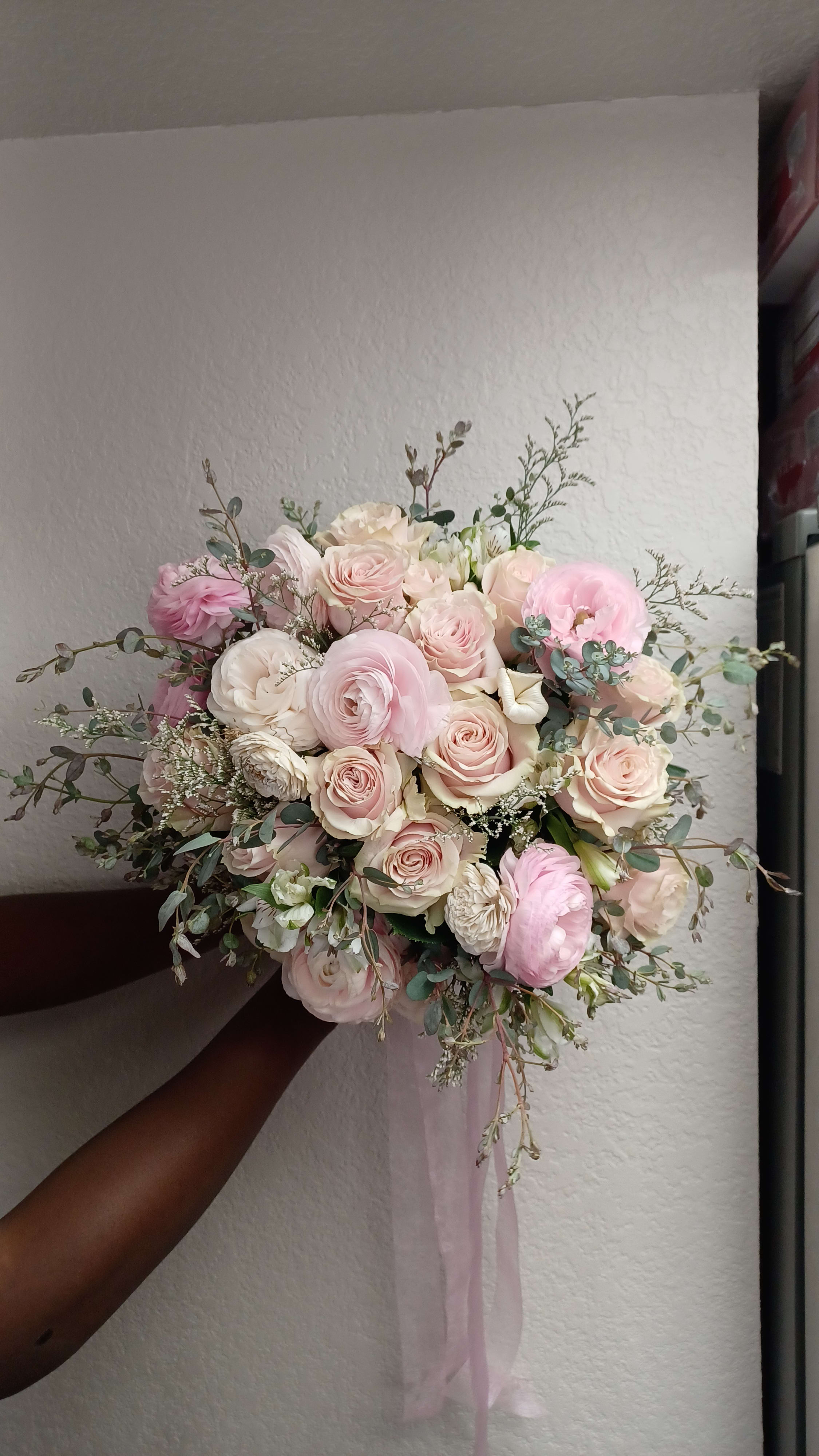 Blush me Bundle Blush me Bundle - An array of pink blooms and eucalyptus filler. Great for Vday, Wedding and Everyday arrangement Great as a Bridal bouquet or vase arrangement for Valentine’s Day to include a Box of Chocolates Just drop in vase Cylinder keepsake box sub out vase for easy transport