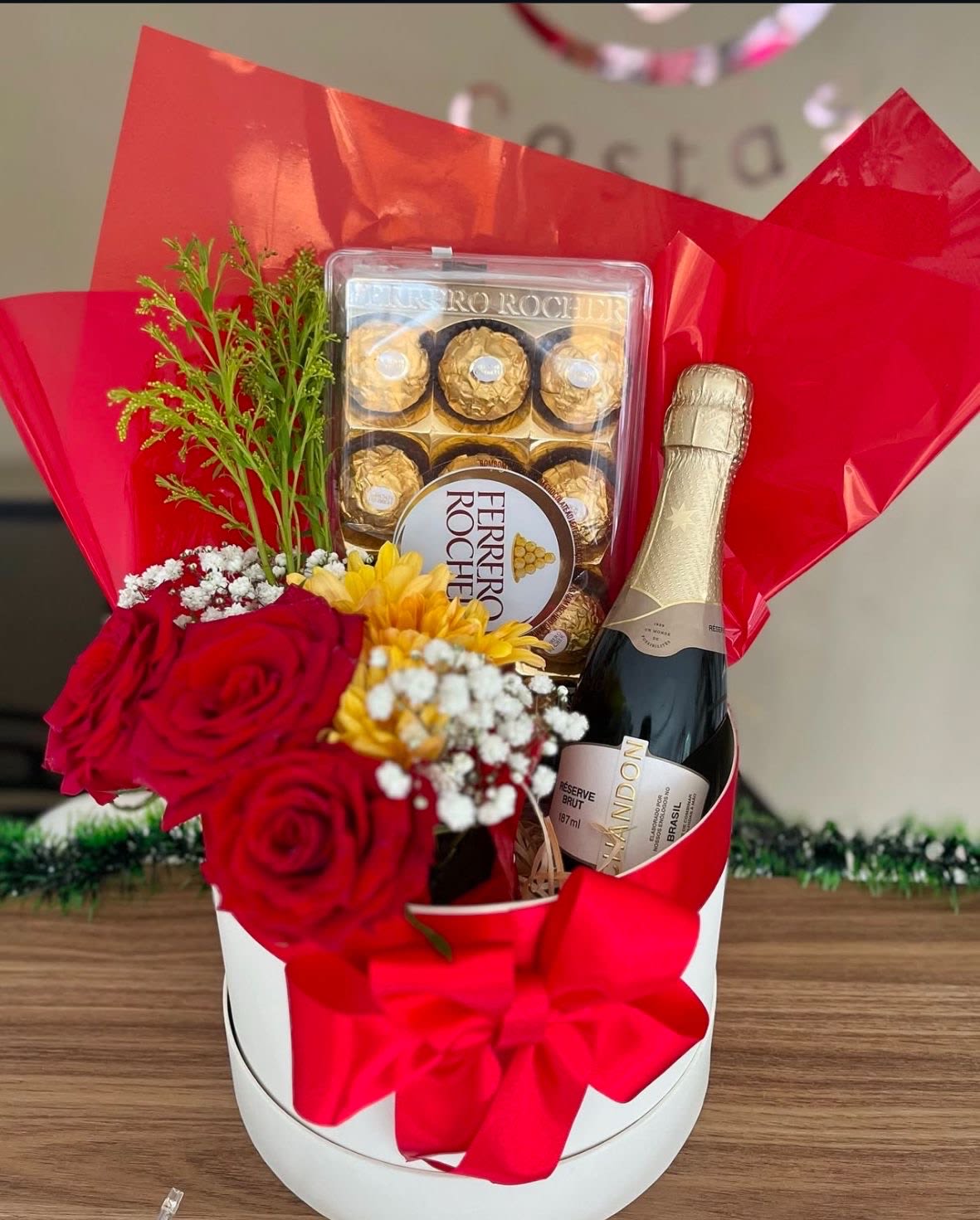 Romantic - a perfect gift to surprise romantically