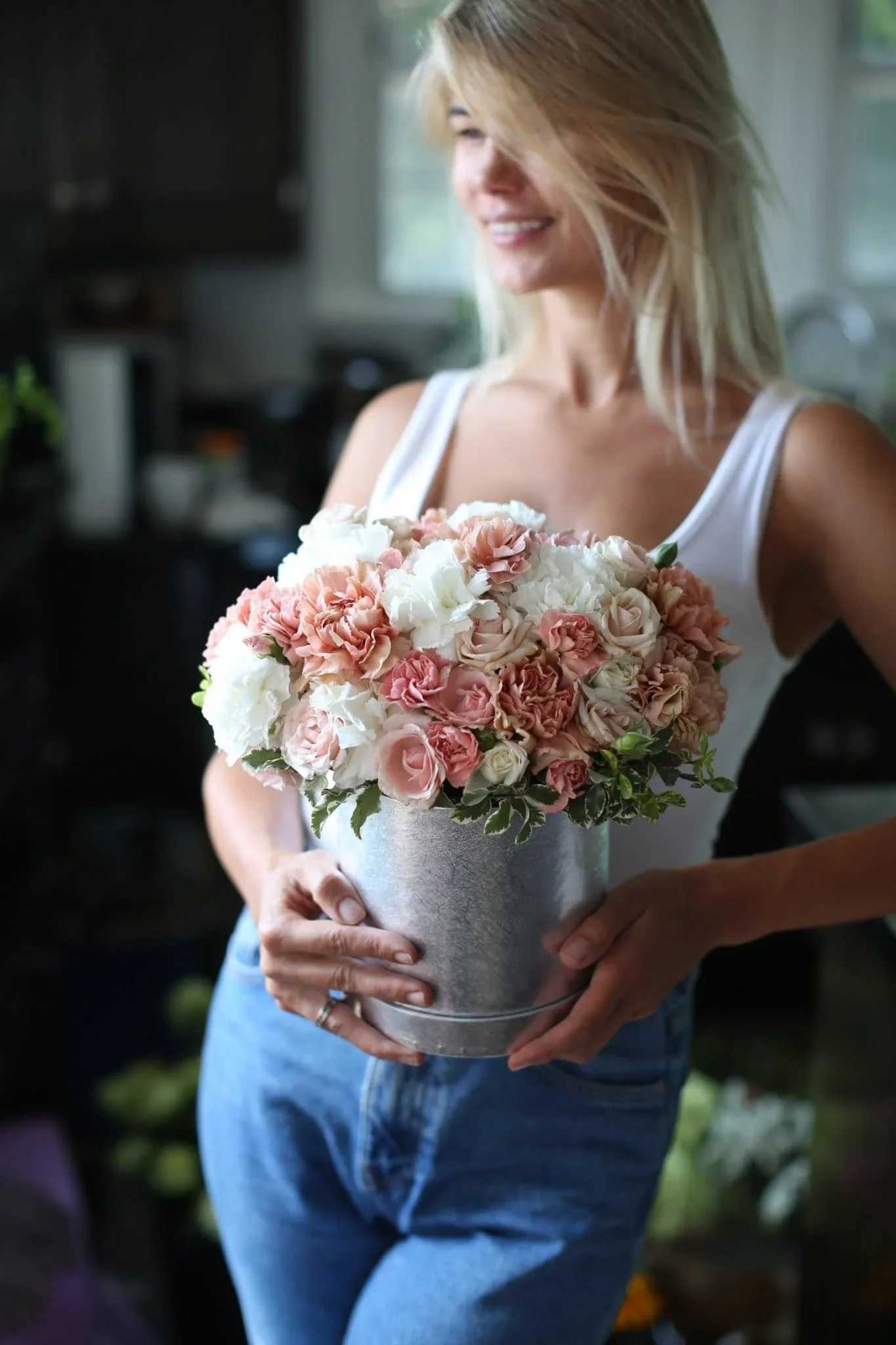 Marie - Stunning Marie arrangement consists of pink, white and peach roses and carnations in a box . It's good for any occasion like birthday, thank you, sympathy, Christmas and etc.