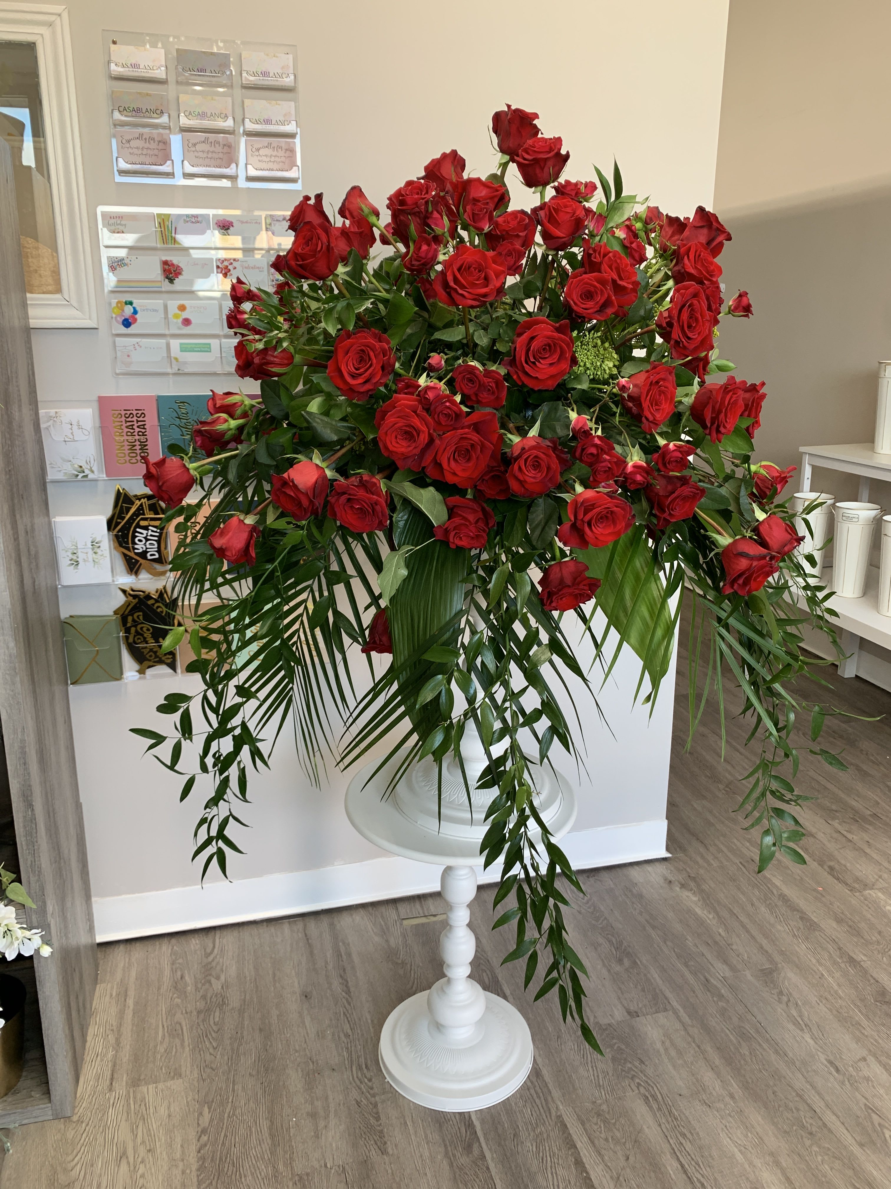 Amore Centerpiece Amore Centerpiece - 100 Rose arrangement