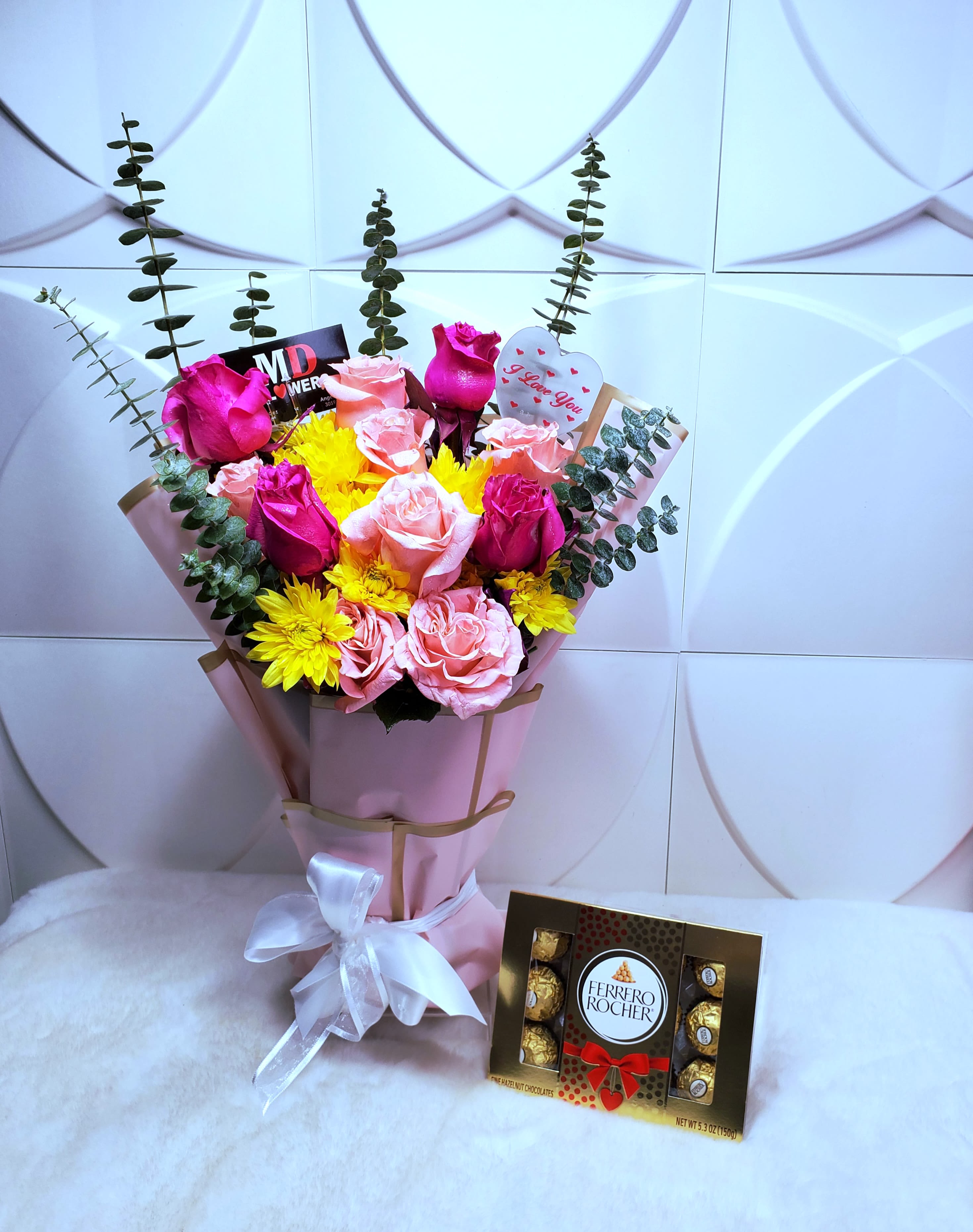 SWEET FLOWERS BASE - FLOWERS IN BASE, ROSES AND DAISYS