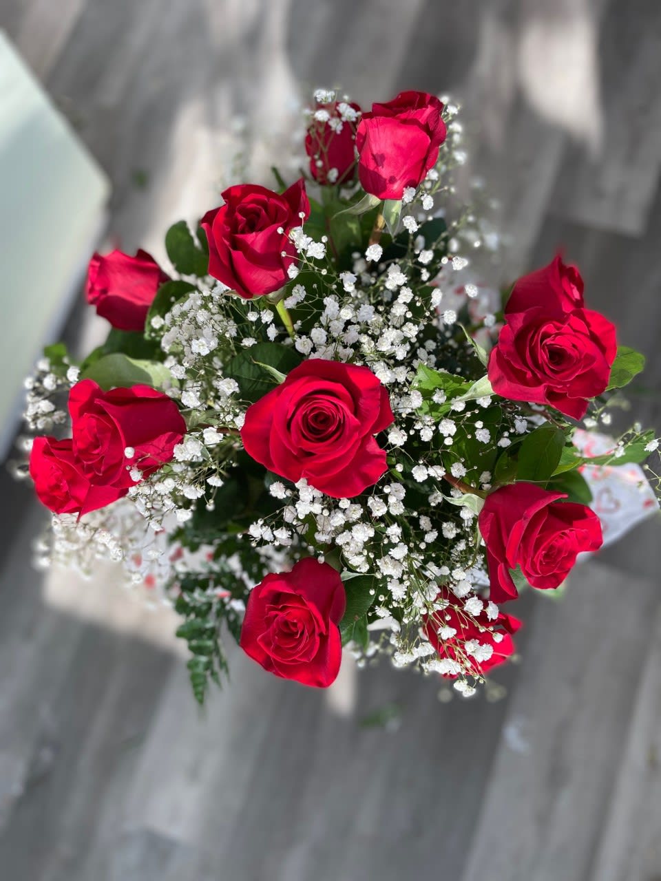 Dozen Roses with Babies Dozen Roses with Babies - Dozen Roses with Babies Breath arranged in a Clear Vase