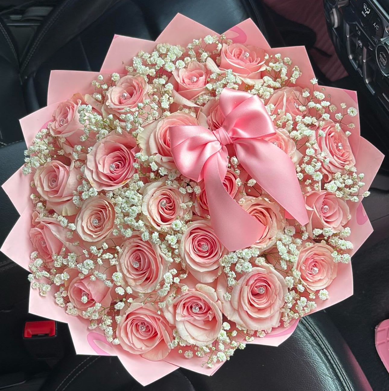 crystal pink  buchon bouquet - The perfect combination of luxurious crystals and roses, makes you fall in love