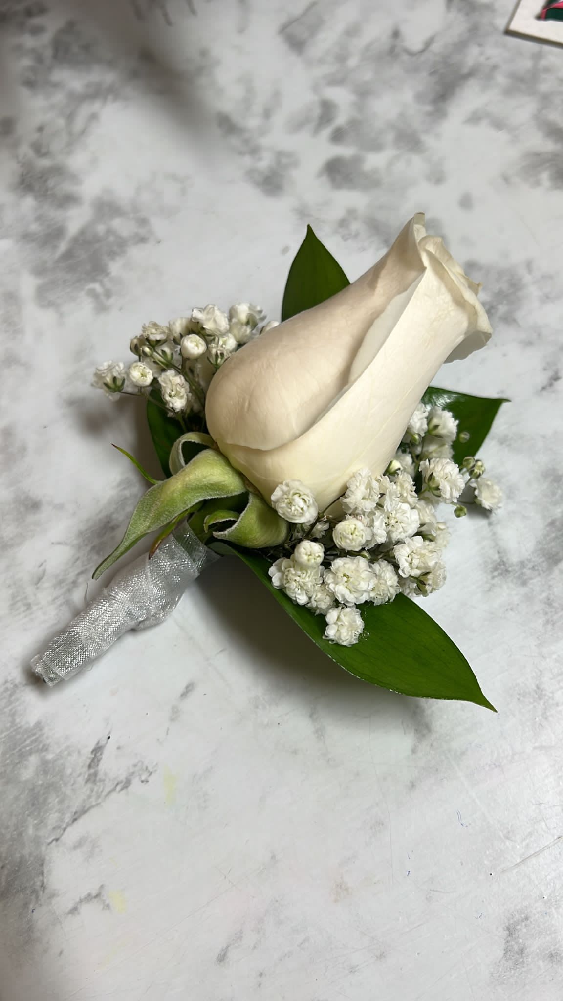 Boutonier - A perfect detail for a gentlemen. Select the color that you need