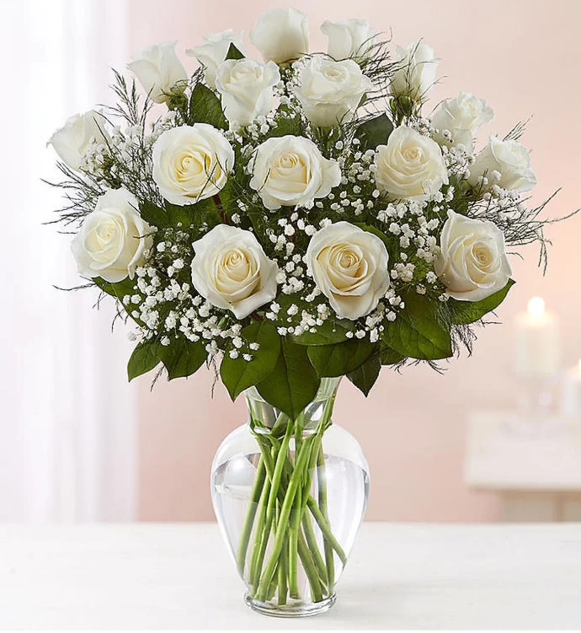 ROSE ELAGANCE WHITE - White roses are a symbol of purity, peace, and respect, making them the perfect gift to convey sincere feelings and deep emotions.