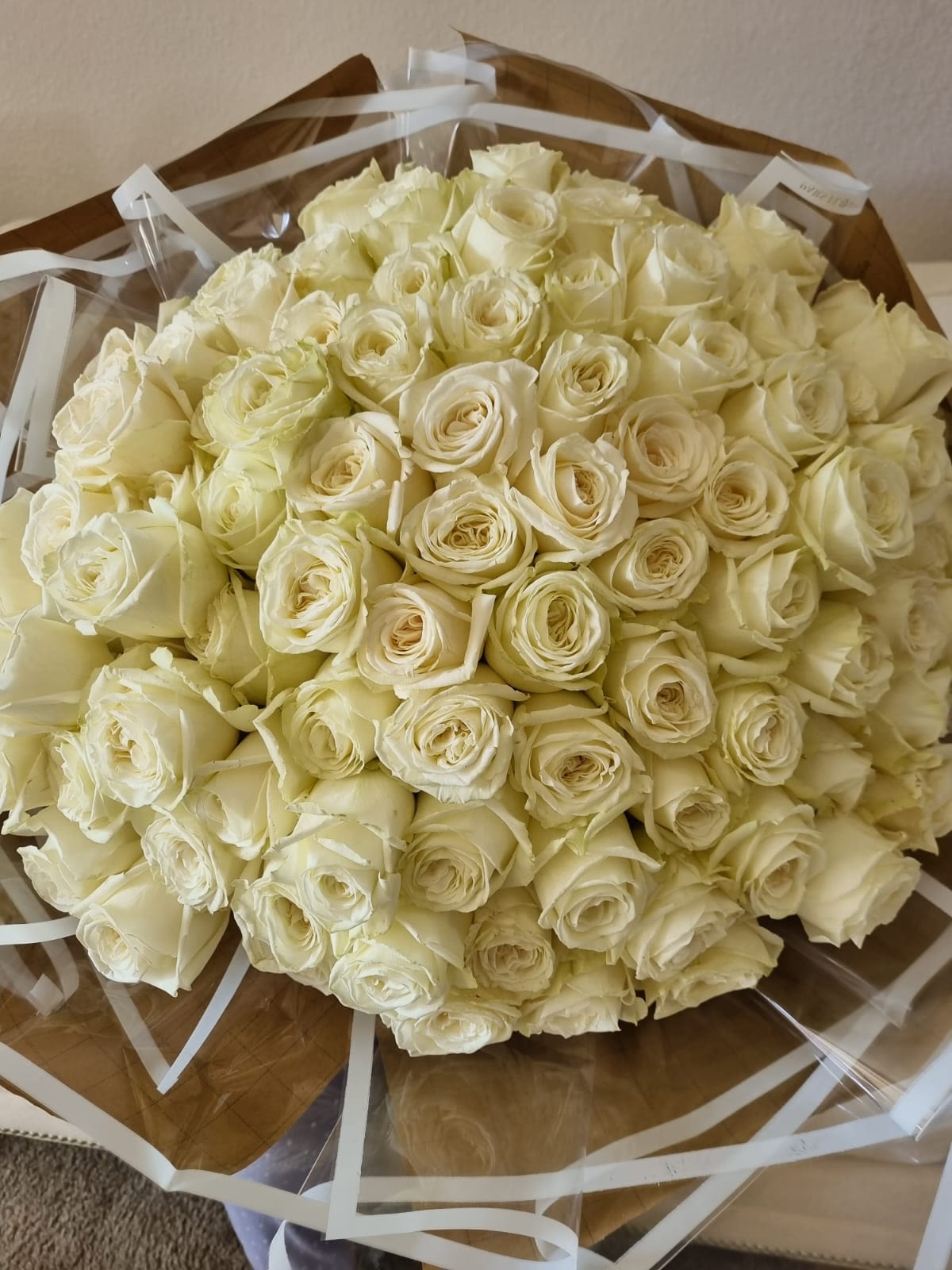Eternal Elegance Bouquet - This product can be customized with roses in various colors and in different quantities. This bouquet is very chic and modern, and it can attract everyone's taste.