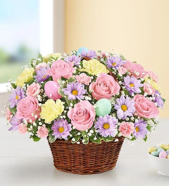 Easter_Egg_Basket  - An arrangement with pastel colors 