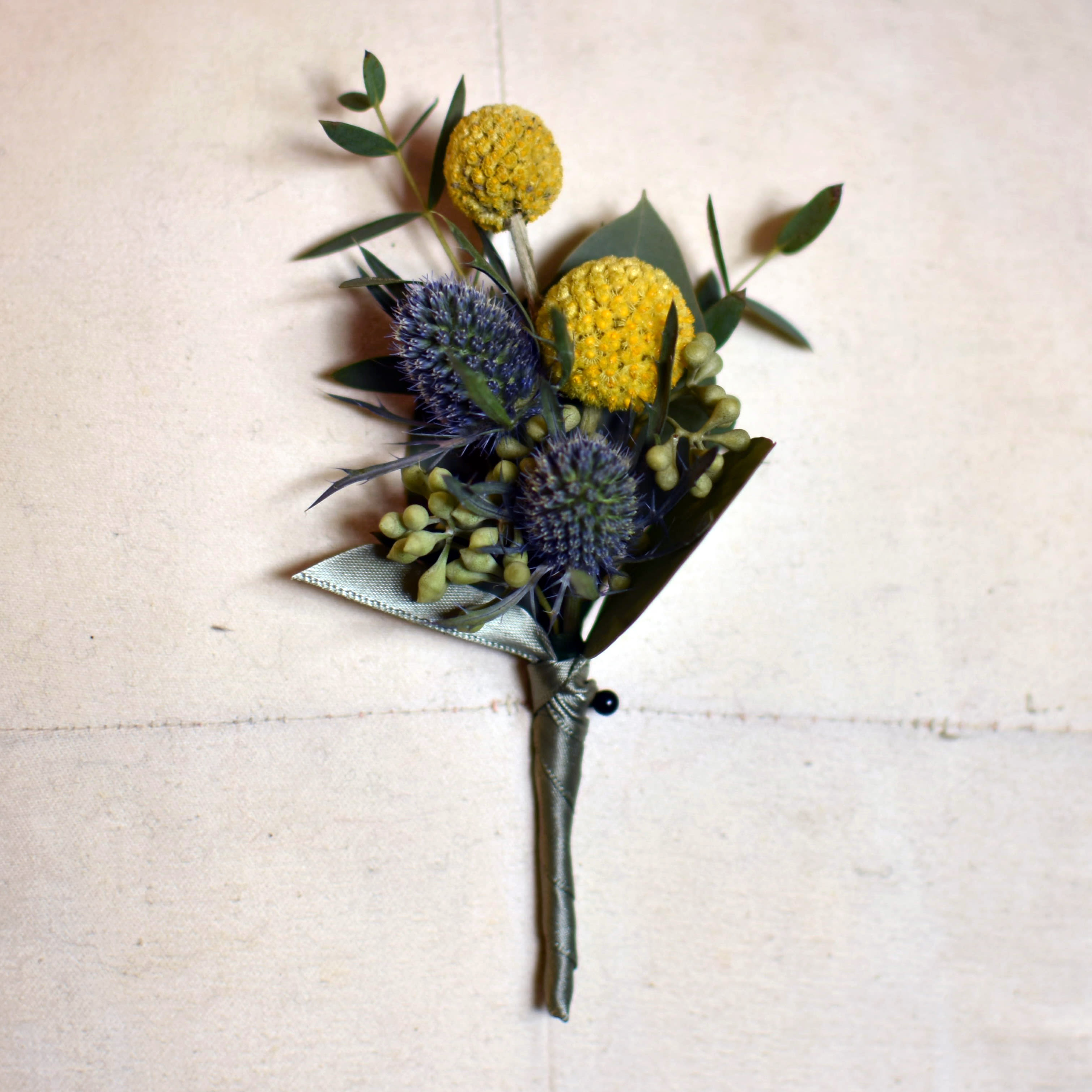 Billy Ball boutonnière - Thistle and Billy Balls