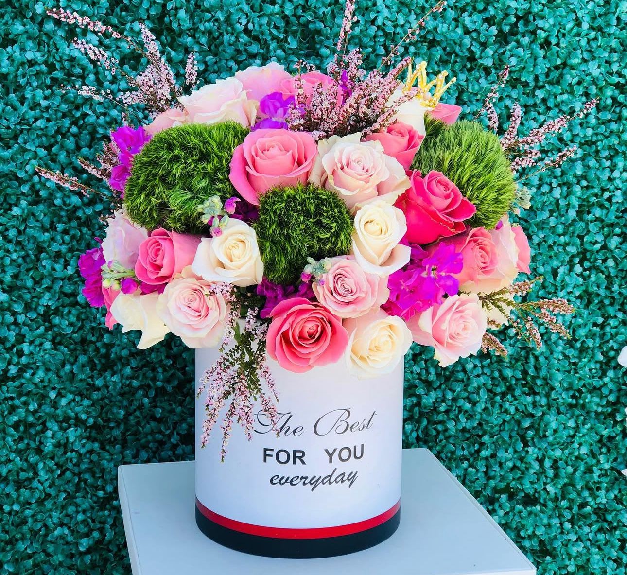 Brisa Box - Multi color roses 