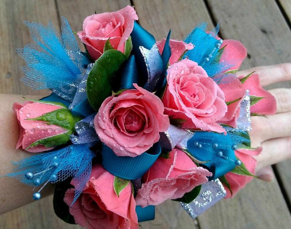 Corsage pink and blue - Beutiful corsage