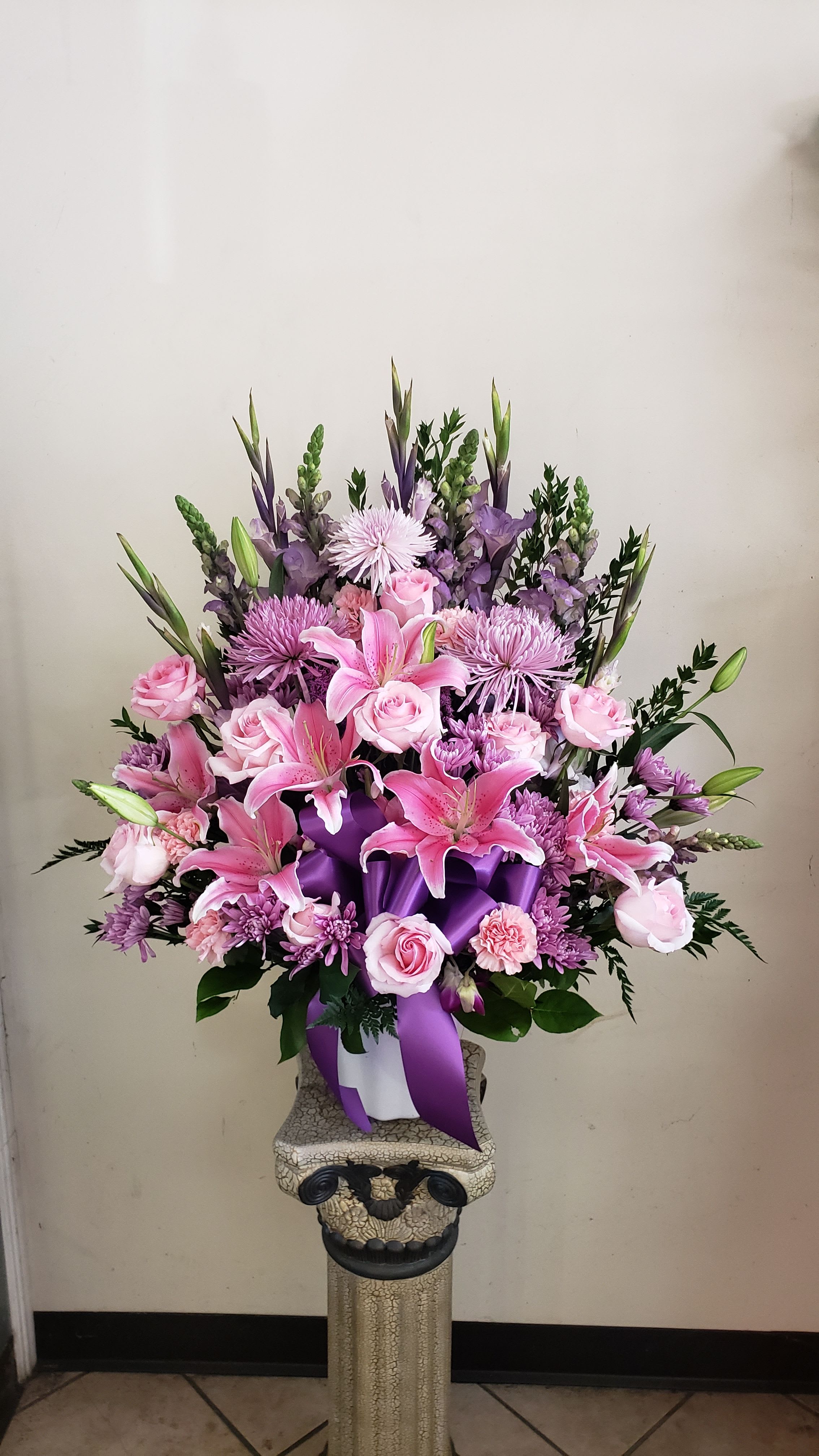 mixed arrangement mixed arrangement - sympathy arrangement