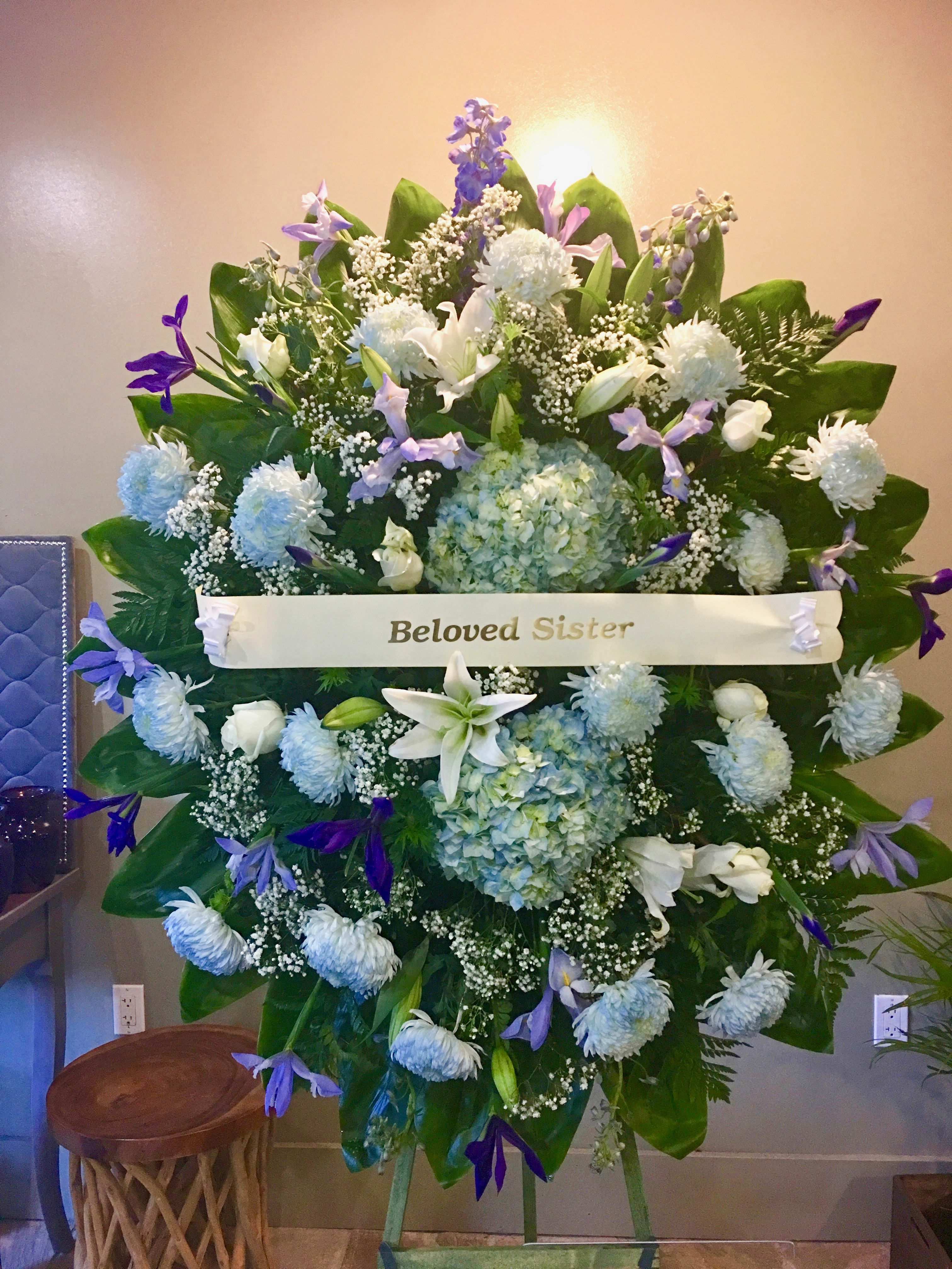 #93 Heavenly Blue Spray Wreath #93 Heavenly Blue Spray Wreath - Hydrangea - 6' Stand