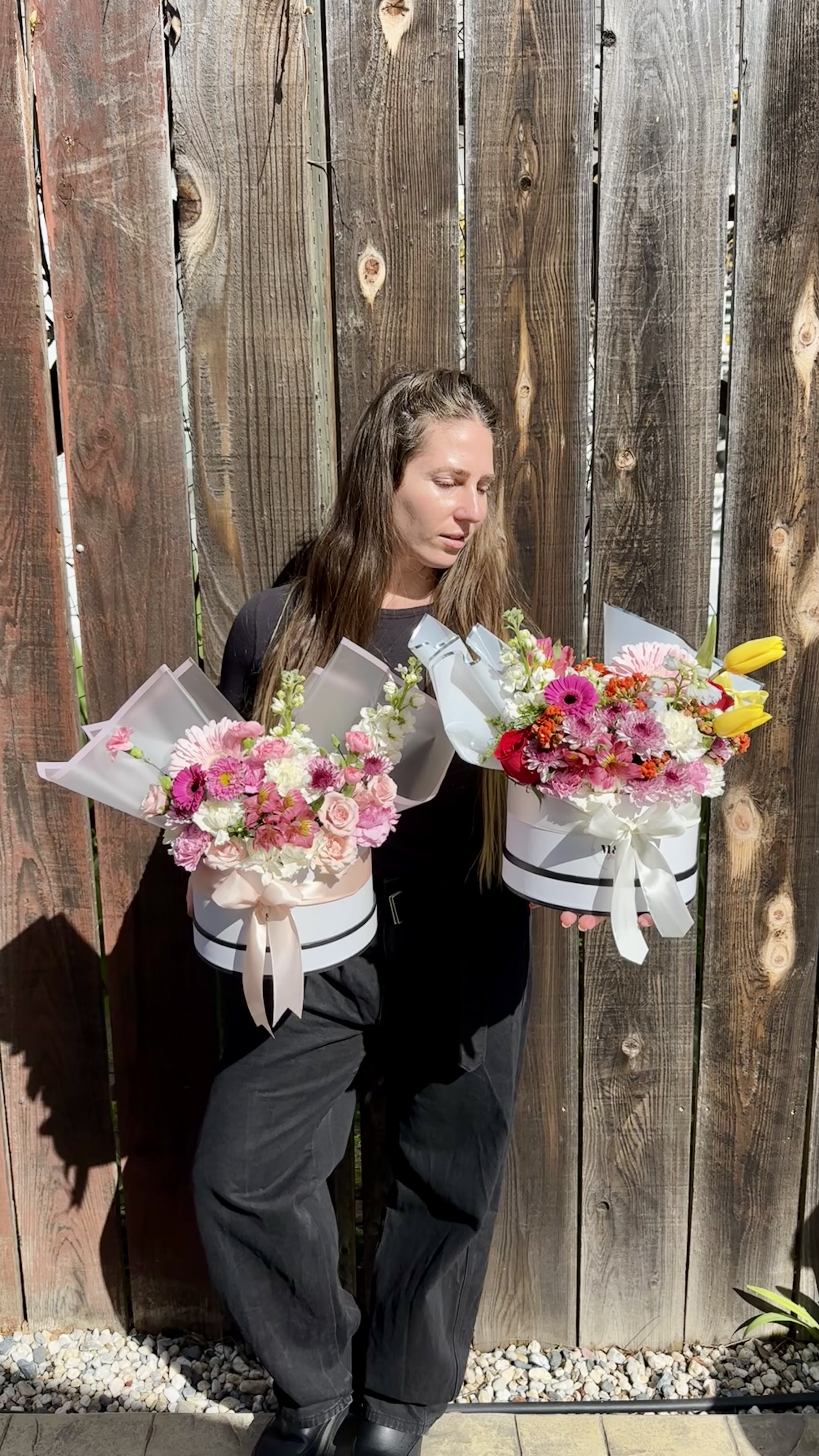Modern Flower Box - Our classic box arrangement!   Features beautifully fresh mix flowers expertly picked and arranged in a modern floral box.  Box dimensions:  S - 7.5&quot; x 5.5&quot; h M - 9&quot; x 5.75&quot; h L - 10&quot; x 6&quot; h  Arrangement includes: - Floral box  - Fresh seasonal mix flowers - Wrapping papers - Flower care instructions card - Custom greeting message card