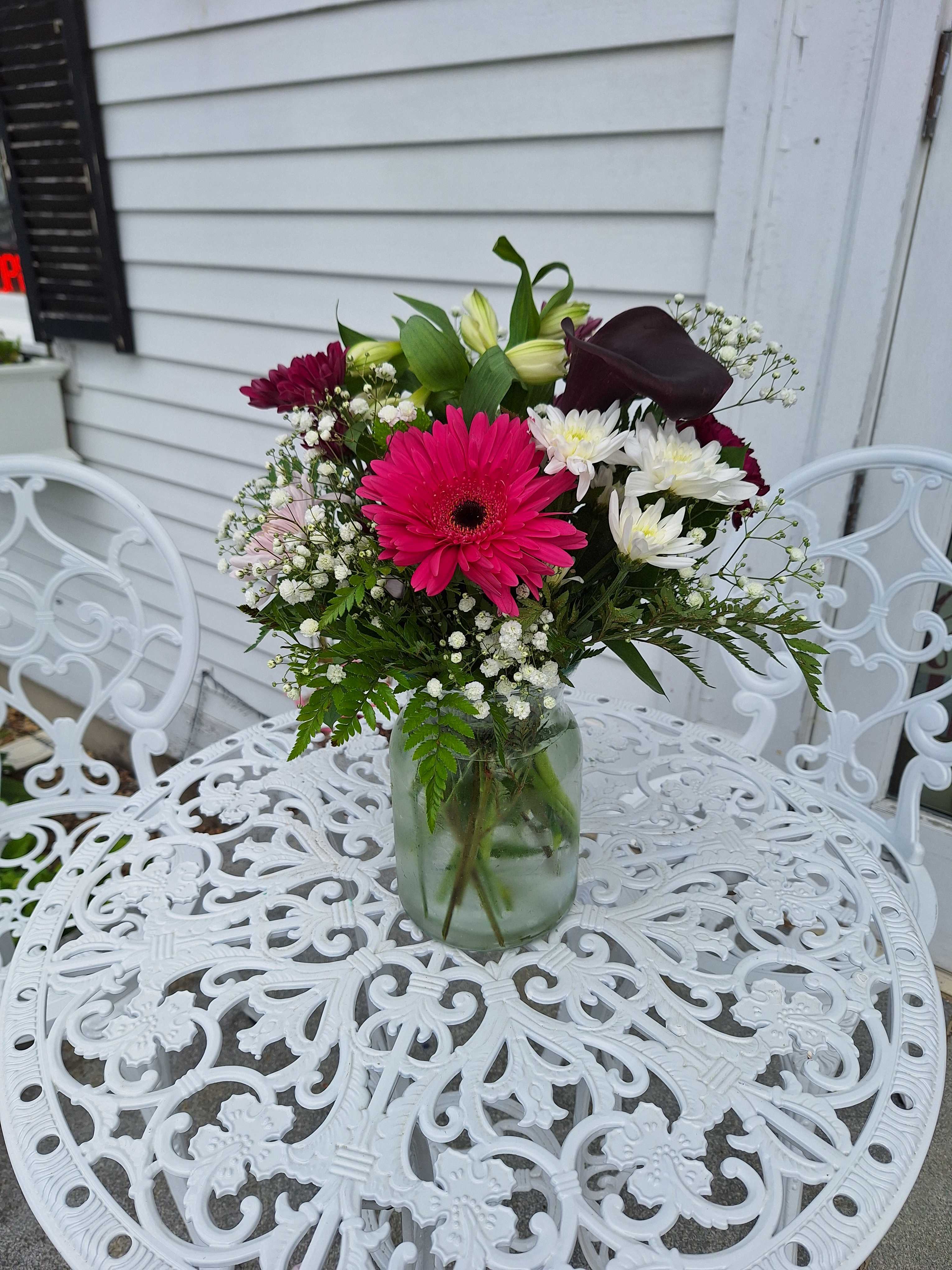 Deal of the Day-4 - Shades of pinks and whites an our popular cinched vase