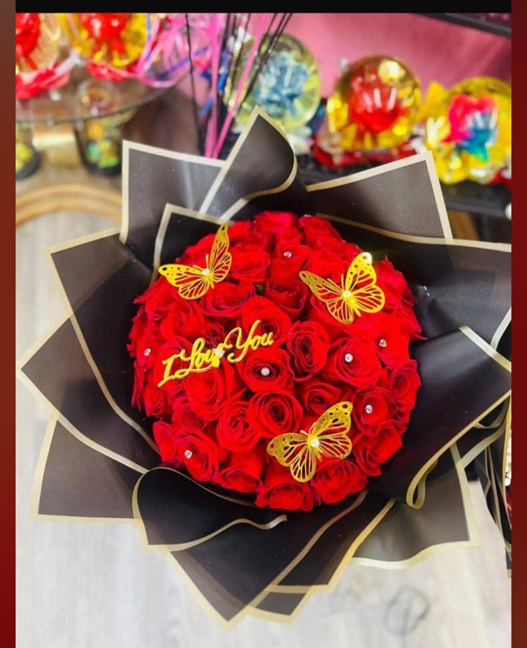Buchón love  - 50 red roses 