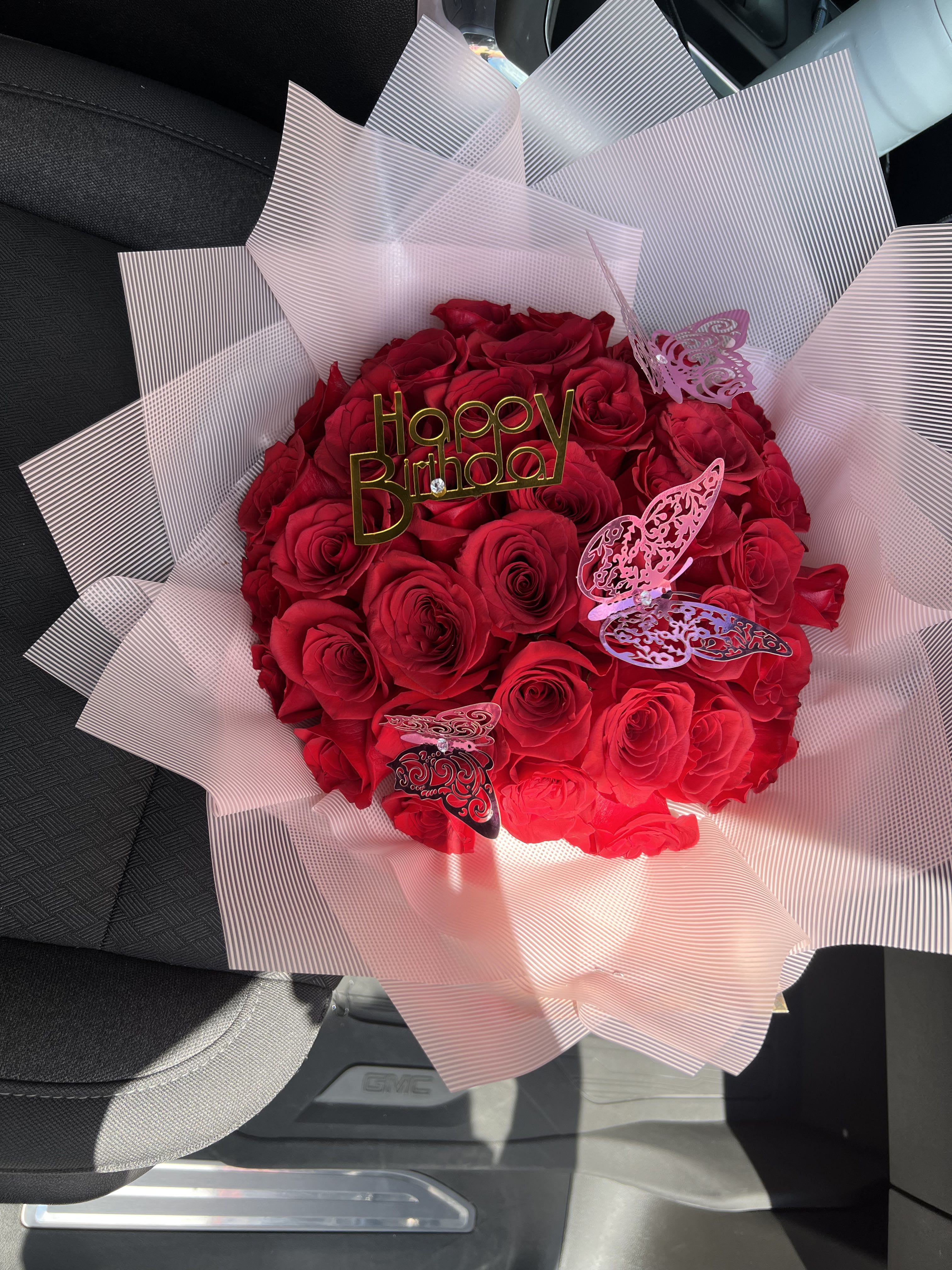 Happy birthday Buchon  - 25 red roses 