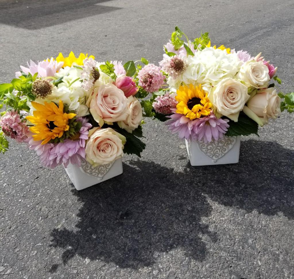 Siblings Summer Love Siblings Summer Love - fresh spring-summer arrangement from Sun City Summerlin Florist; perfect for family occasions. arrangement is formed of the 2 identical pieces. please call if you have any questions.