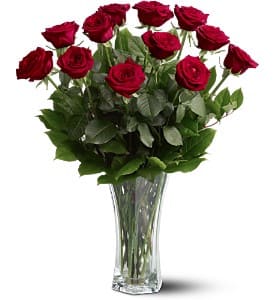 Valentines Day Red Roses Valentines Day Red Roses - Say I Love you with a premium long stem red Roses,special for Valentines Day One dozen long-stemmed red roses in a clear glass vase. standard : 12 red roses deluxe : 18 red roses premium : 24 red roses