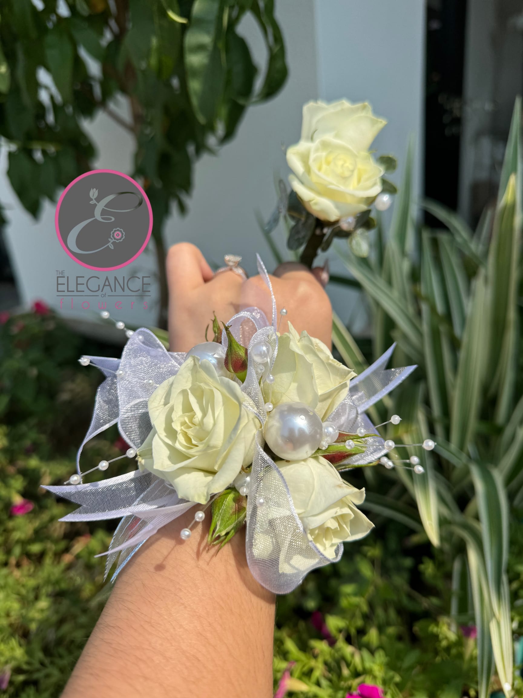 Boutonnière & Corsage Set #4 Boutonnière & Corsage Set #4 - Two-piece set featuring a matching boutonnière and corsage, perfect for homecoming, proms, and special occasions.