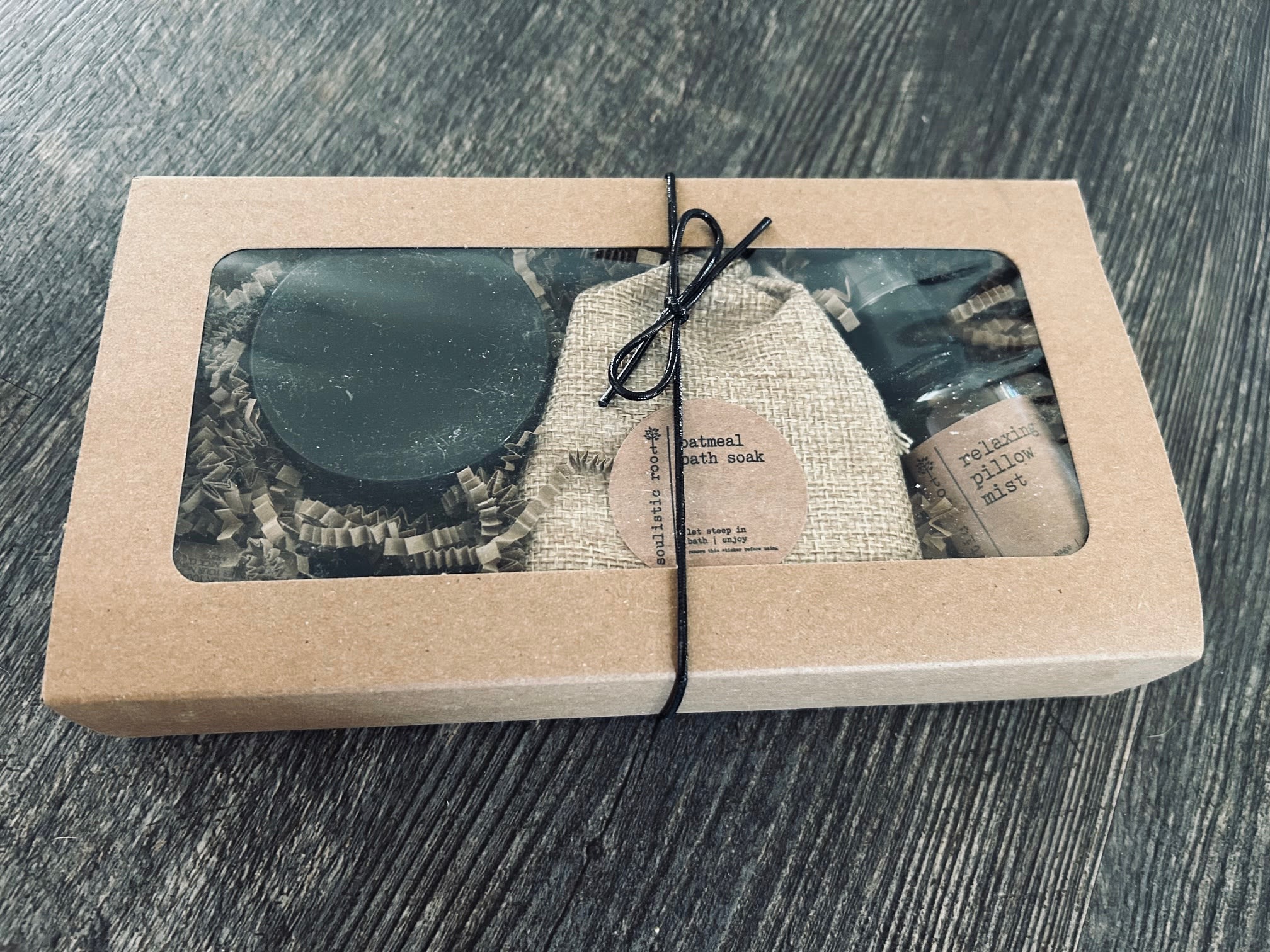 Gift Set Relax - Gift set that adds a relaxing special touch to any flower design! Includes 1oz relaxing Pillow Mist, Oatmeal Bath Soak, Revive Bath Soak, and Headache Relief Roller.