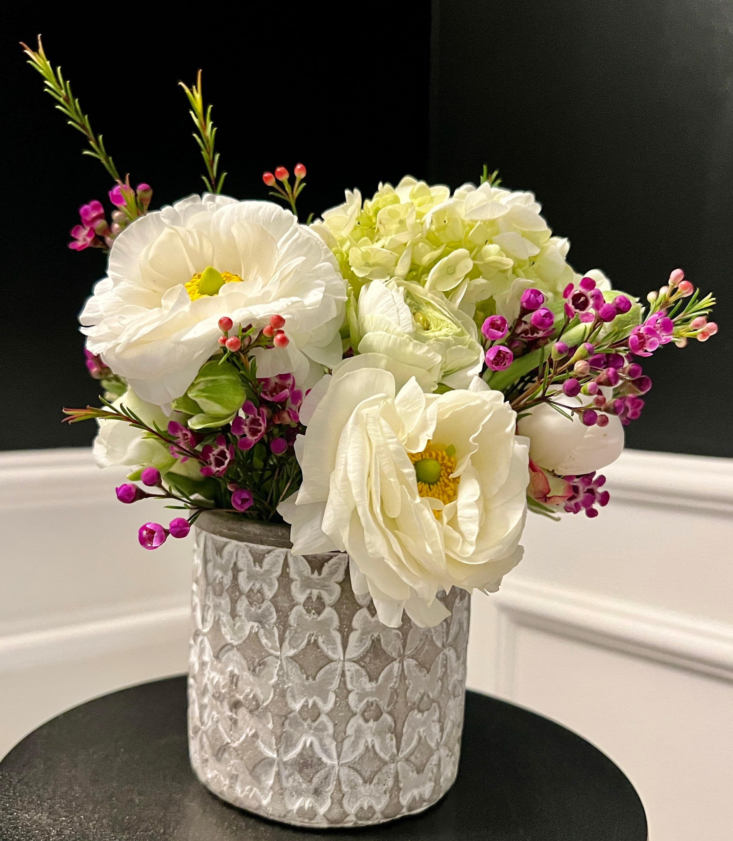 Small Designer's Choice Small Designer's Choice - Small arrangement with a mix of premium flowers and greenery chosen by our florist. Colors, flowers and vase may vary depending on availability and florists design. If you would like something specific please let us know. Thank You!