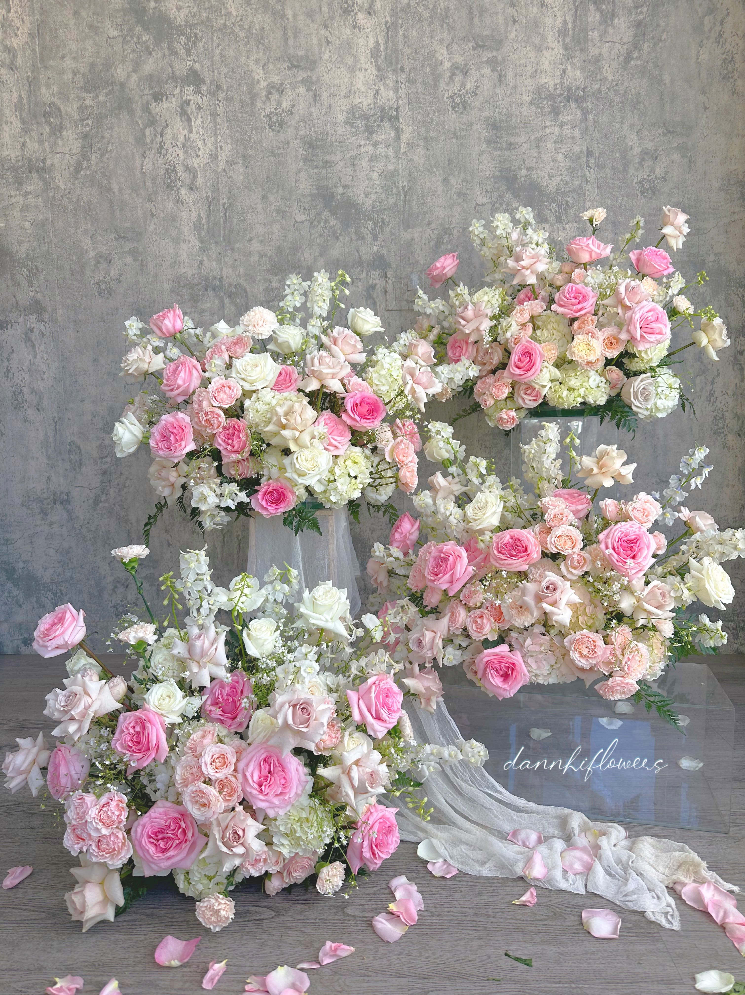 The Romance Set - A Complete Floral Story in White &amp; Pink Soft, elegant, and full of love.  The Romance Set is a beautifully coordinated collection of four floral arrangements designed to elevate your most meaningful moments. Featuring fresh white and blush pink blooms, this set creates a dreamy, romantic atmosphere perfect for: 	•	Marriage proposals 	•	Intimate dinners 	•	Anniversaries 	•	Engagement parties 	•	Styled photo shoots