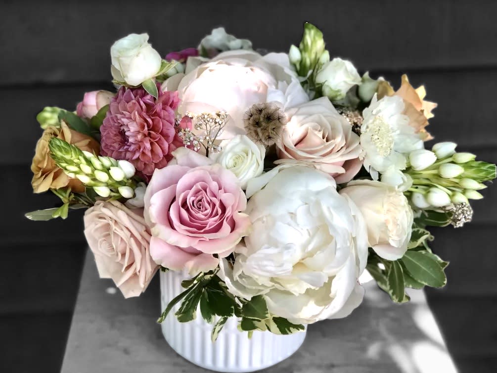 Send Nudes - A classic and soft arrangement of premium seasonal blooms in a muted palette.   Perfect flowers for birthdays, &quot;get well soon,&quot; new baby, sympathy, congratulations, romantic gestures, and &quot;Thank you.&quot; Also a beautiful wedding palette.   Available for delivery in Seattle, Bellevue, Shoreline, and surrounding areas. Available for delivery in all neighborhoods in Seattle including Magnolia, Ballard, Fremont, Downtown, Queen Anne, Crown Hill, U District, West Seattle, International District, Capitol Hill, Pioneer Square, Beacon Hill, Columbia City, Georgetown, etc. 